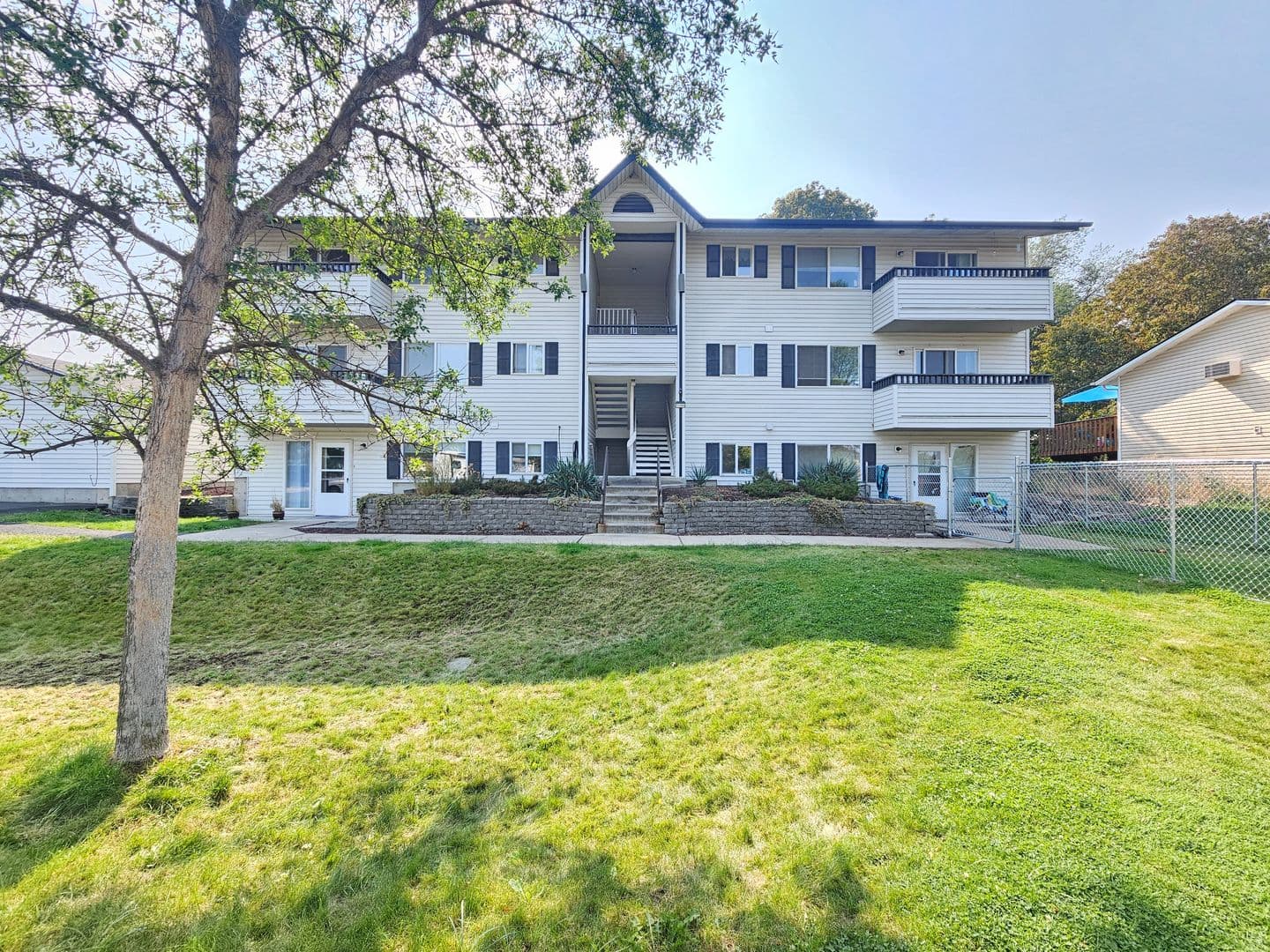 Spokane Valley Apartment: 12506 E 3rd Ave