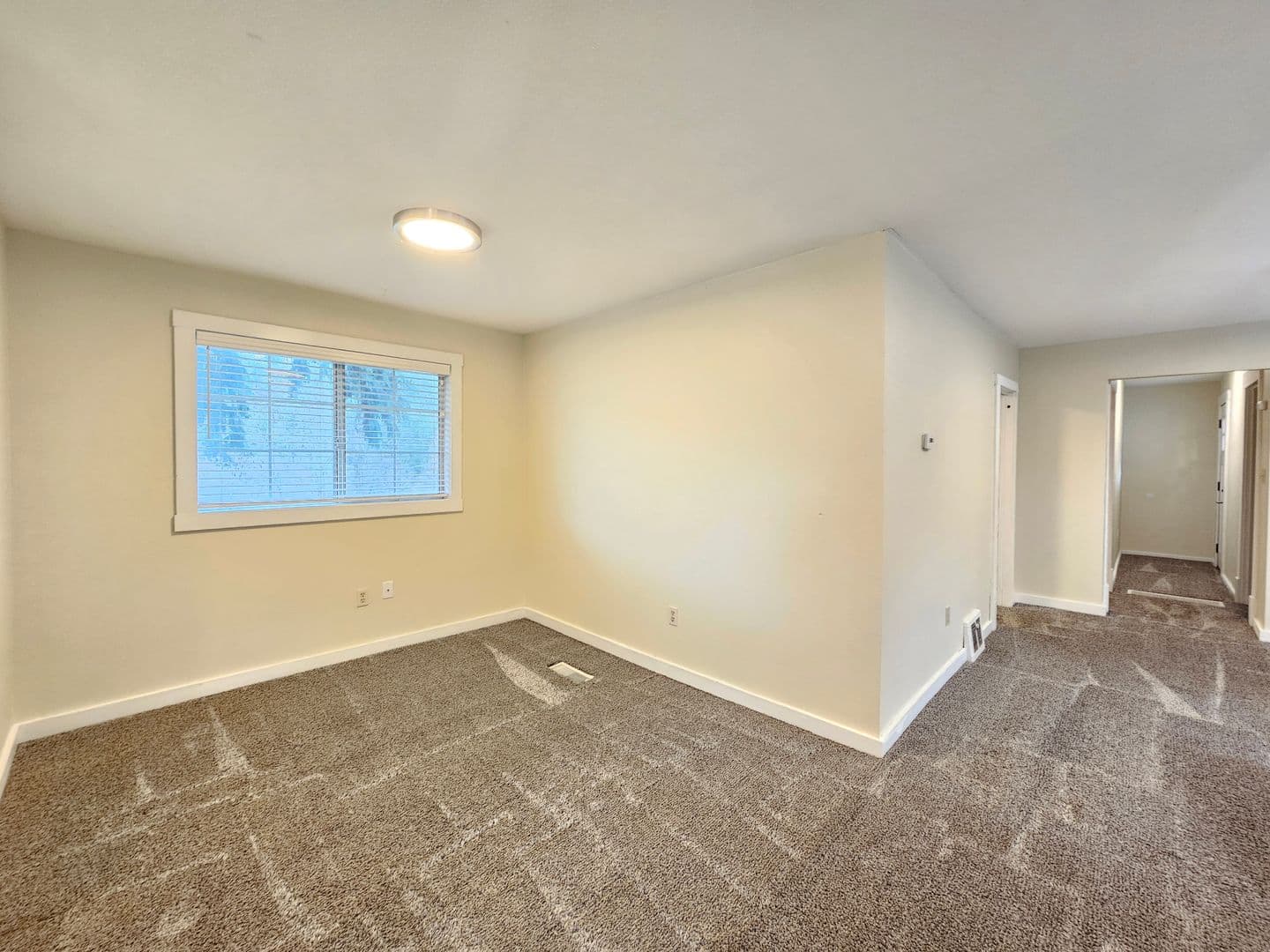 Spokane House: 2225 W 10th Ave
