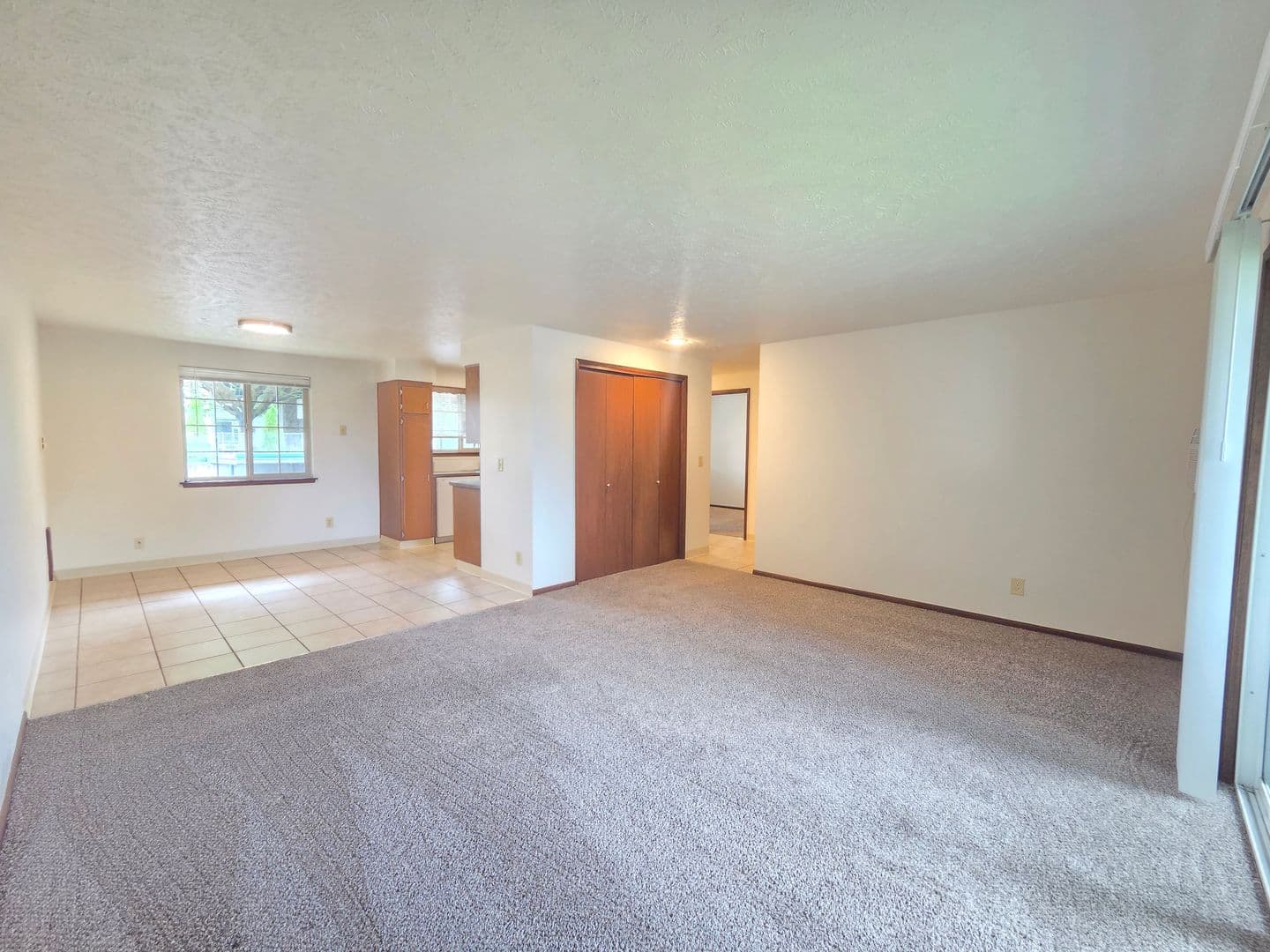 Spokane Apartment: 3315-3317 W. Bismark Ave