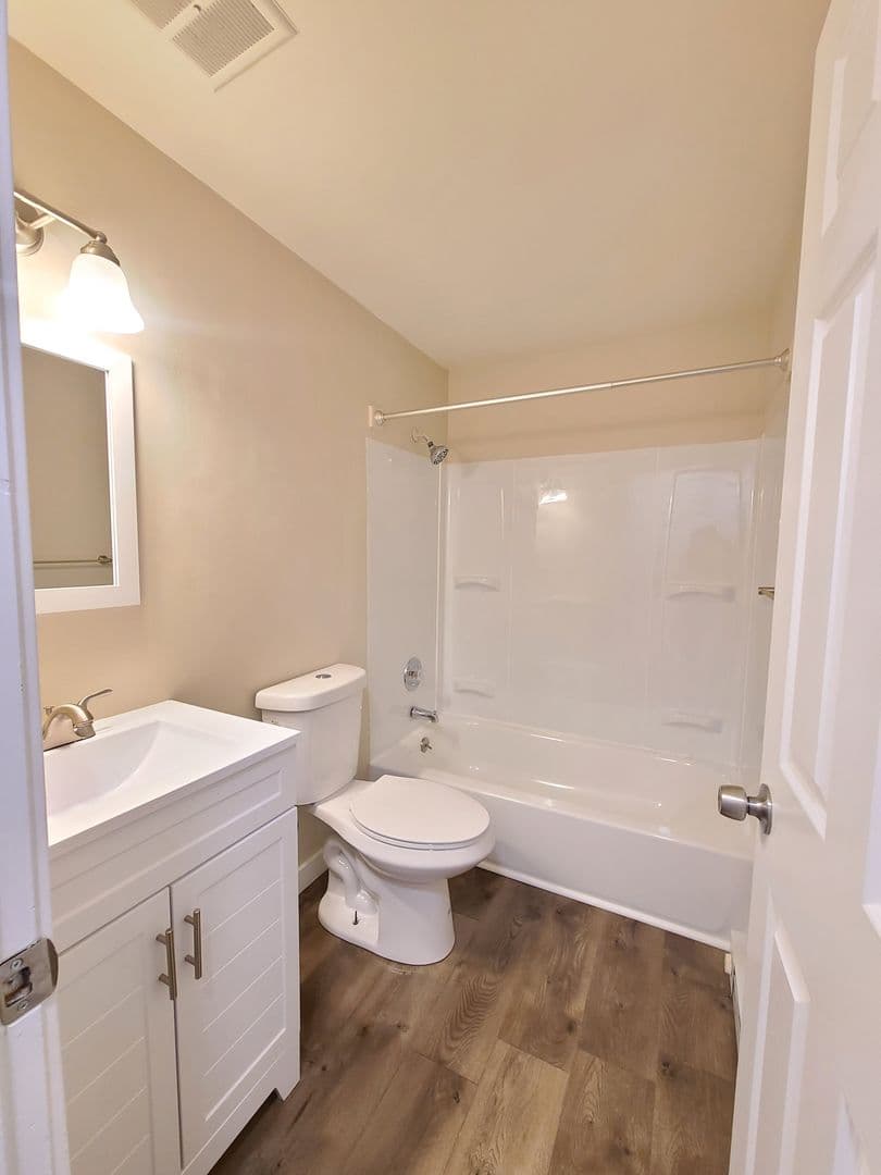Spokane Apartment: 1712 W 2nd Ave