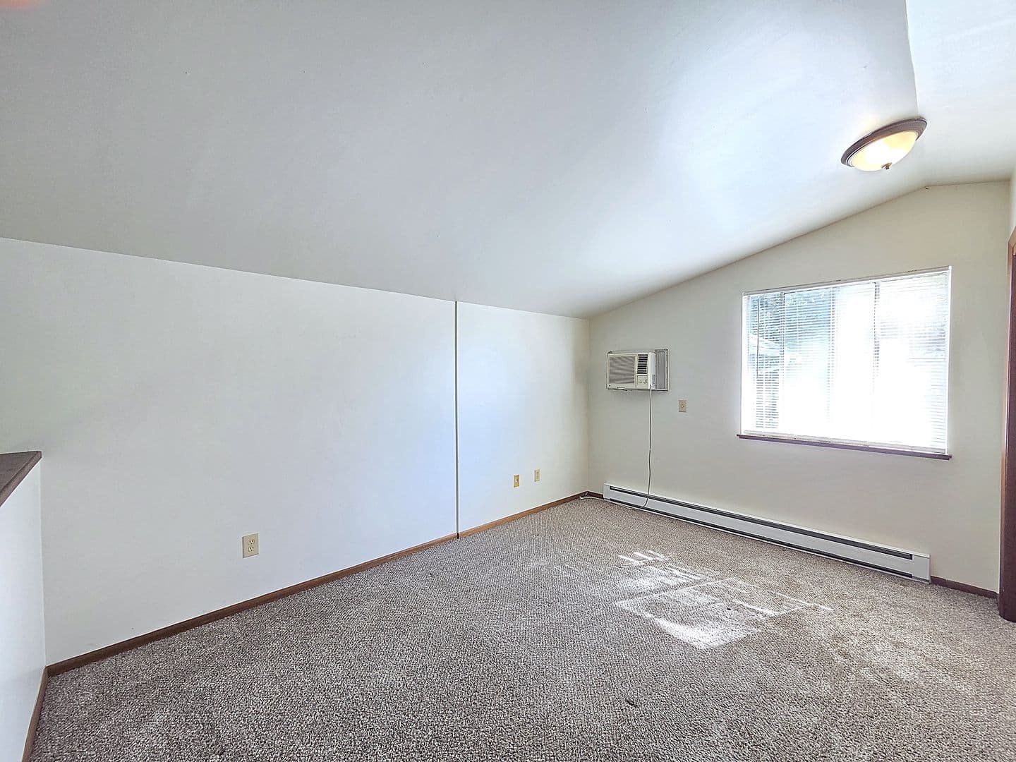 Spokane Apartment: 1110 S. Walnut Pl.