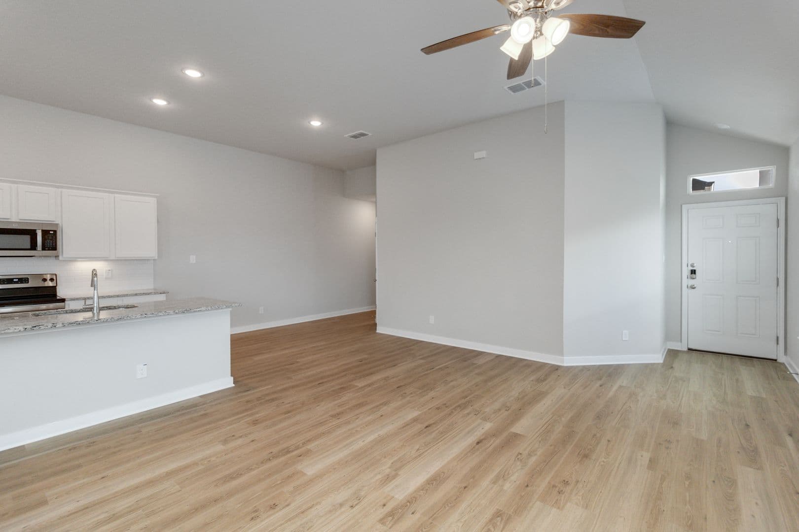 Buda House: 479 Caymus Drive Unit A