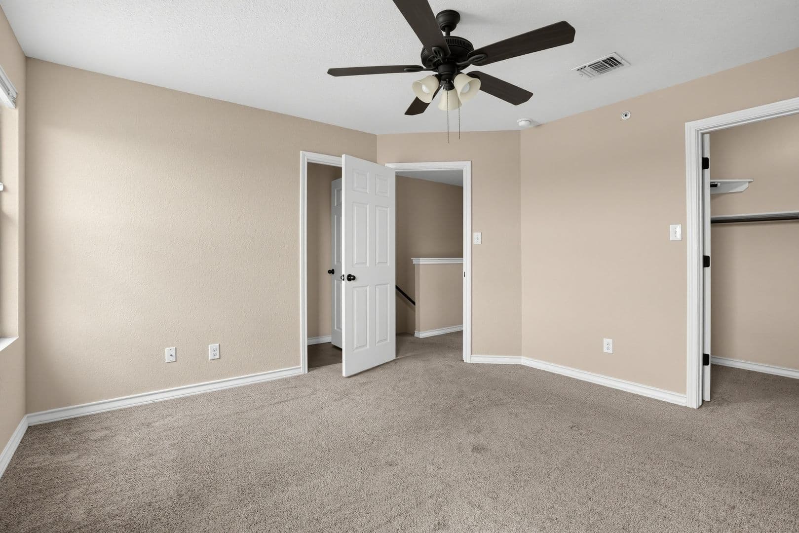 Selma House: 16825 Showdown Path Unit 4
