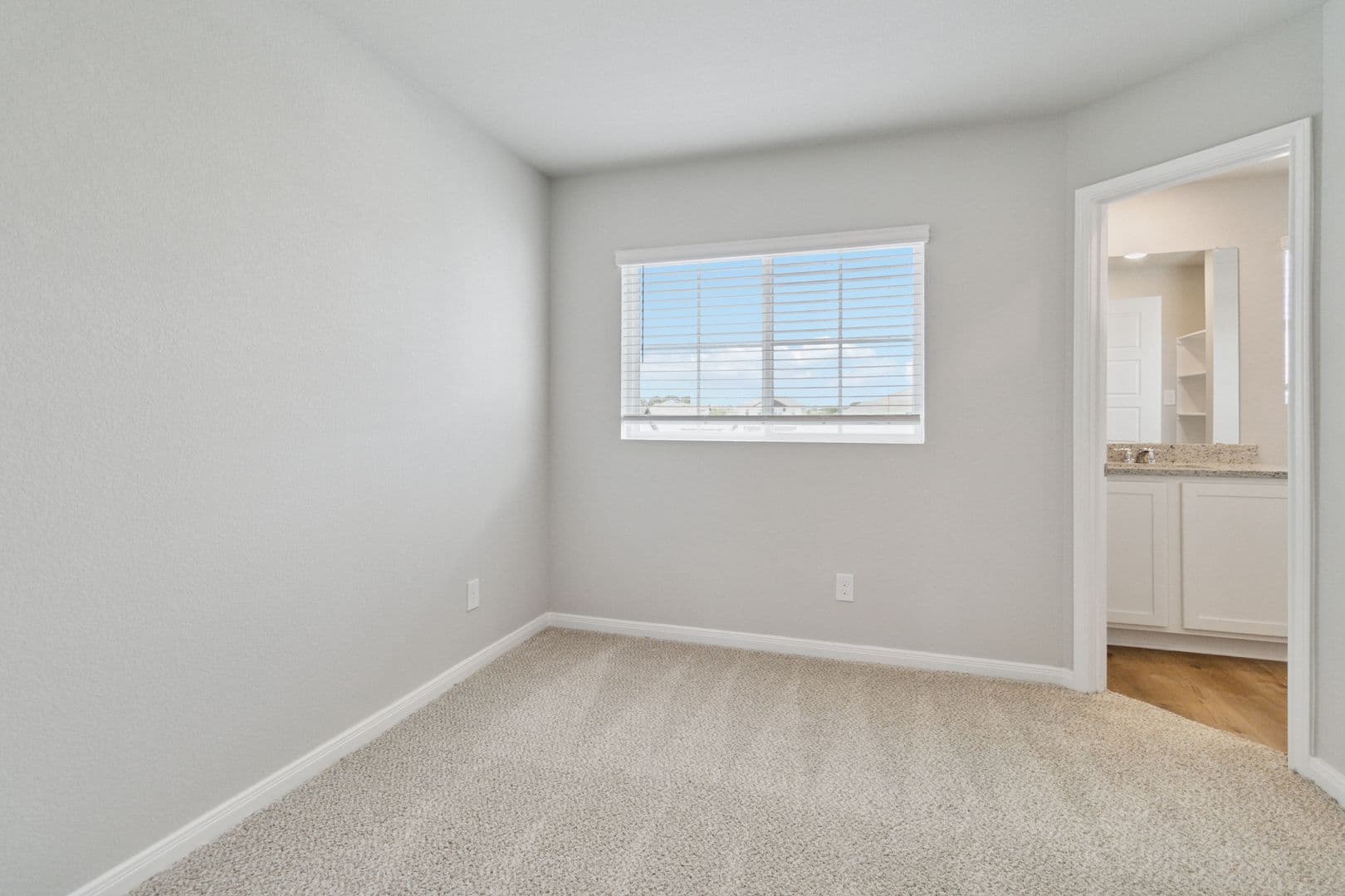 Buda House: 525 Caymus Dr. Unit B