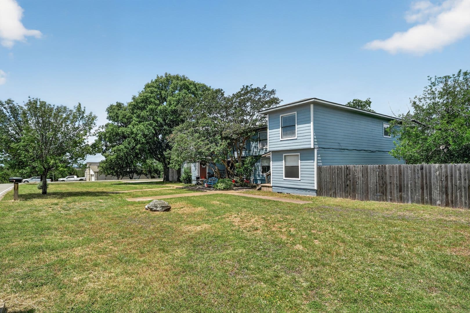 Leander House: 20600 Bonanza St Unit 2