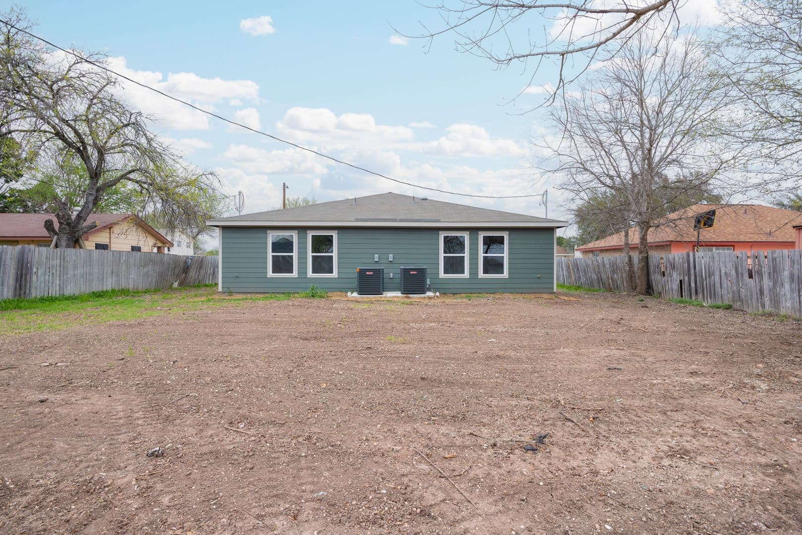 Seguin House: 1143 Magnolia St. Unit A
