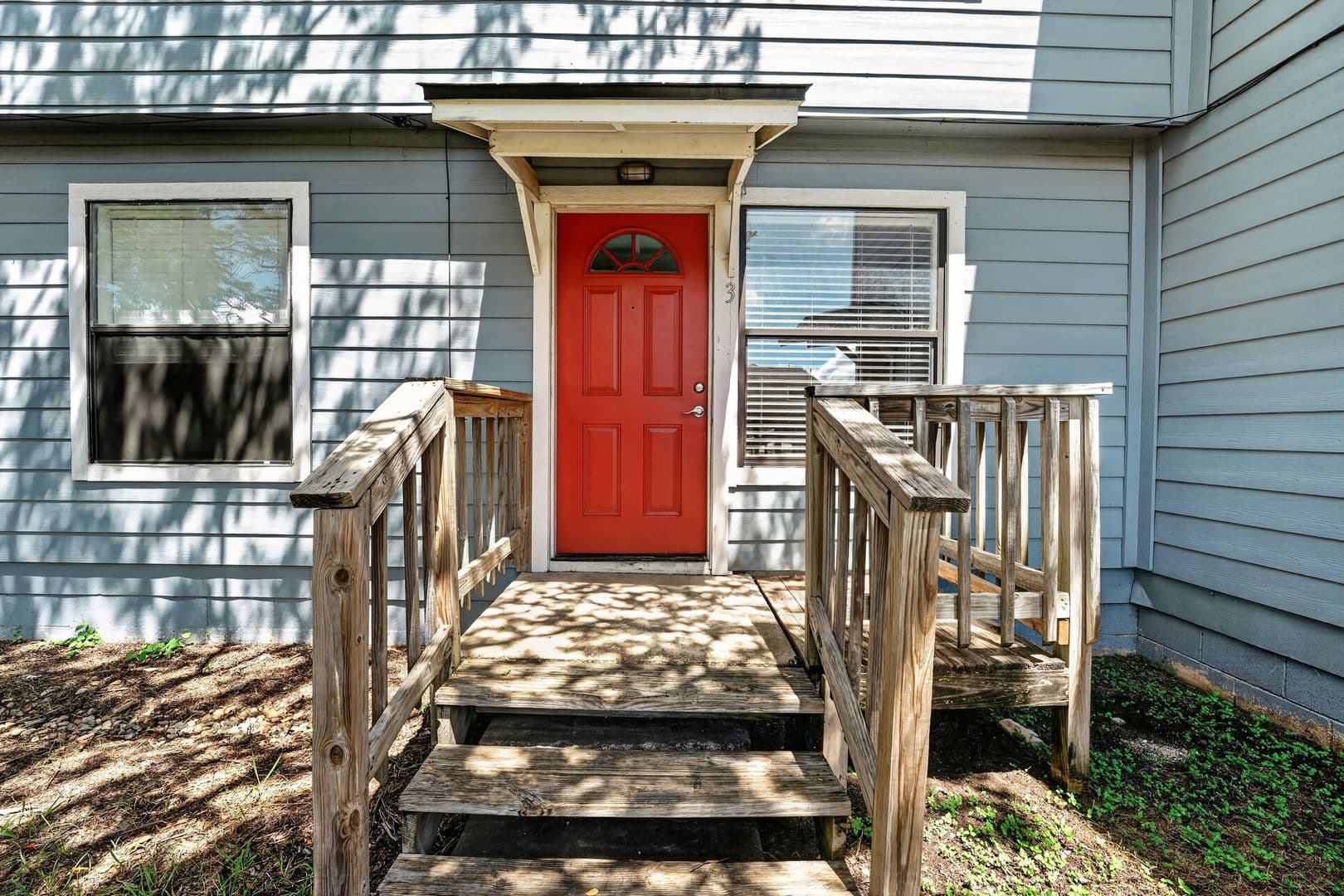 Leander House: 20600 Bonanza St Unit 2