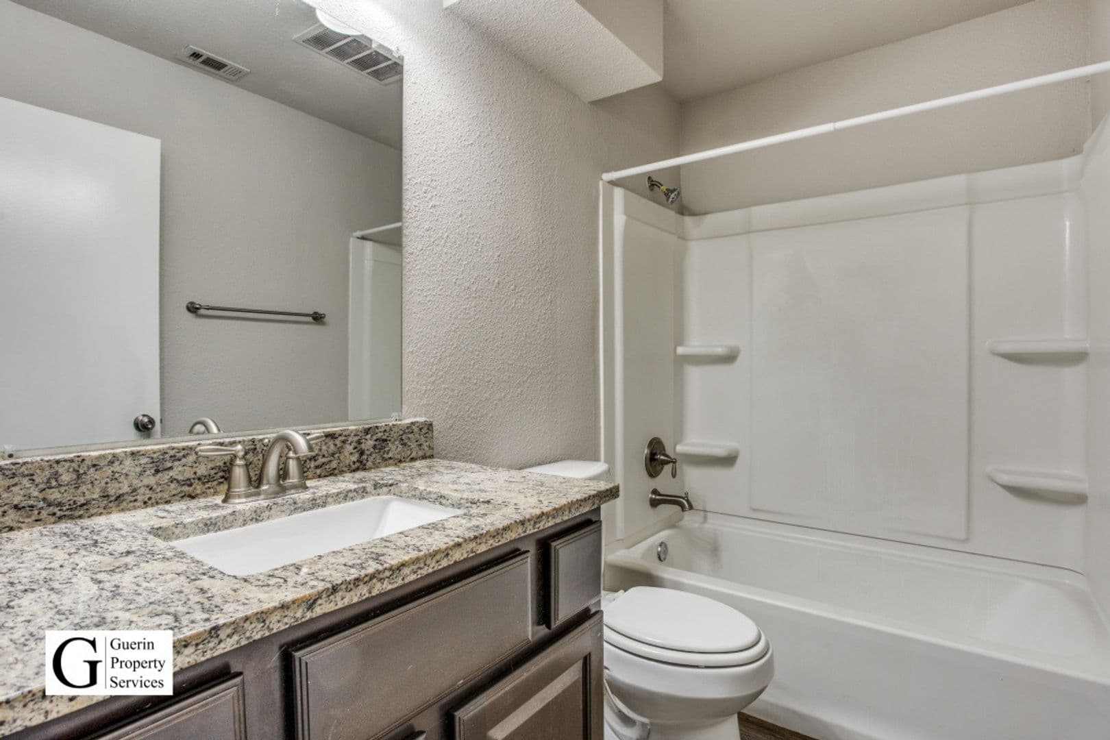 Round Rock House: 1001 Hyridge St.
