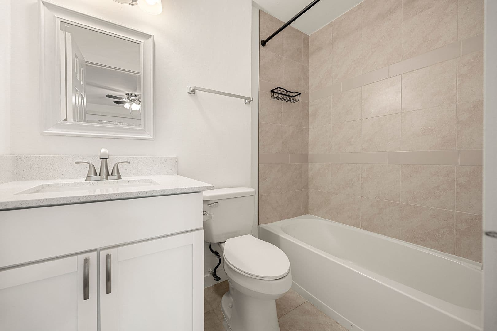 Austin House: 6409 Burns Street Unit 106