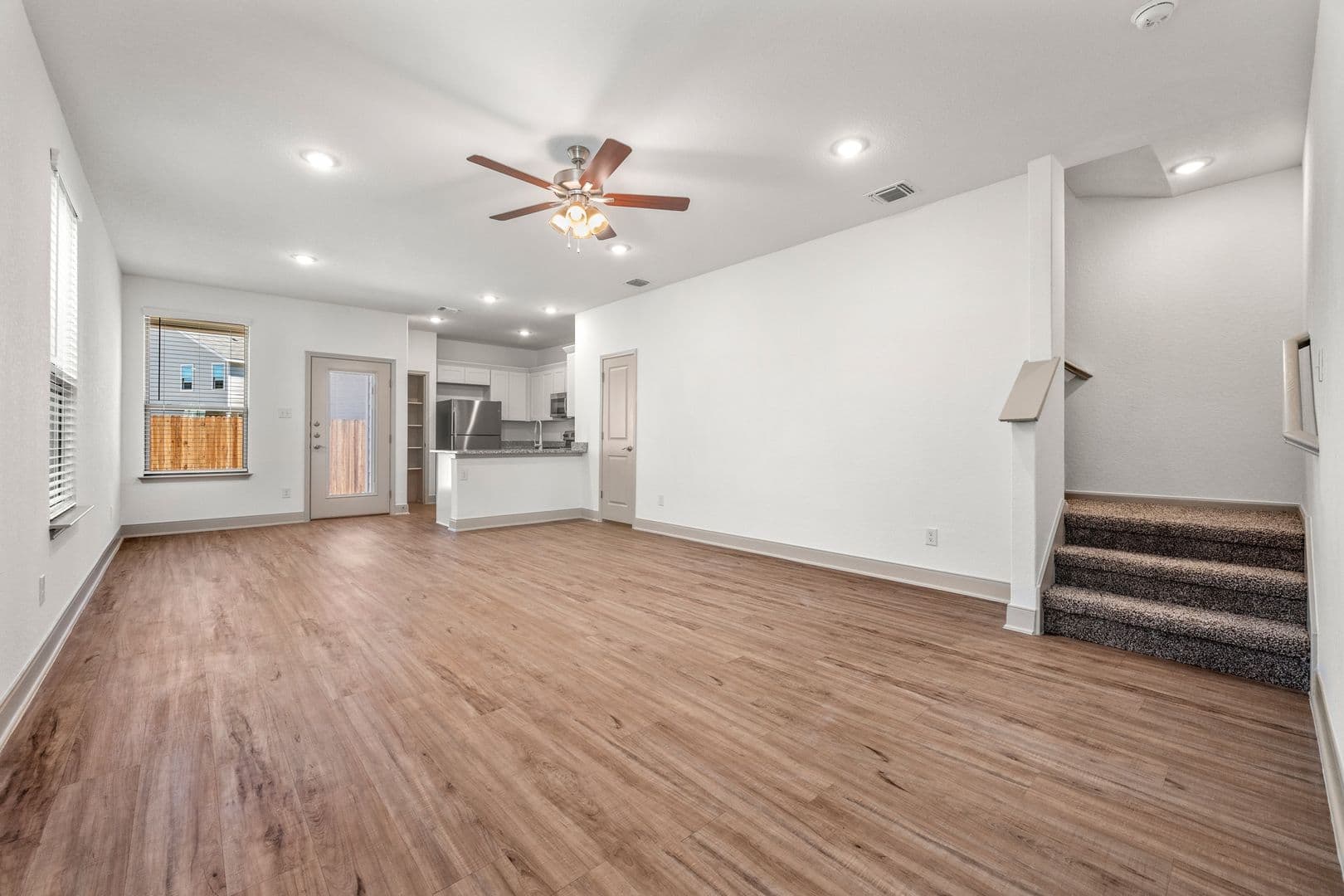 San Antonio House: 7518 Gramercy Way Unit 102