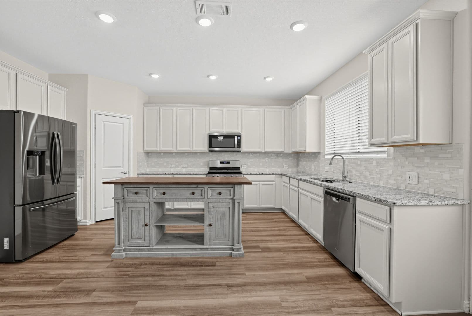 Aubrey House: 1620 Berry Ridge Trl