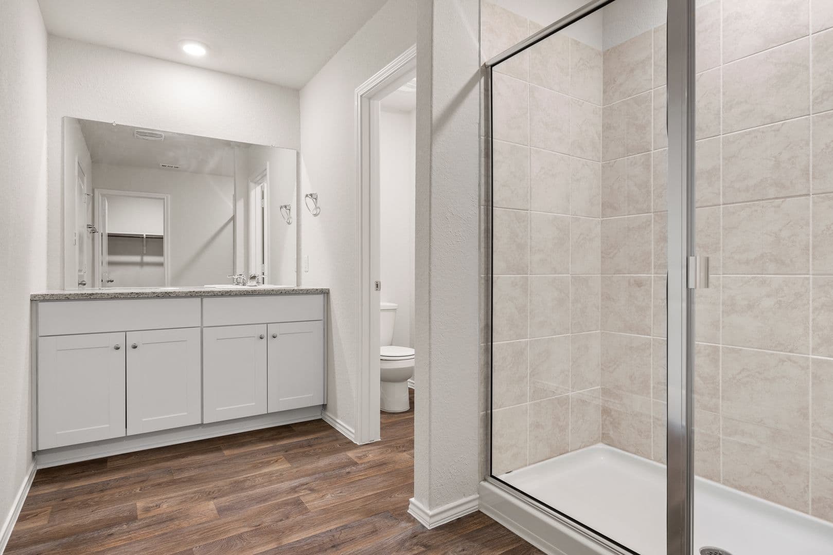 Floresville House: 148 Chipping Alley
