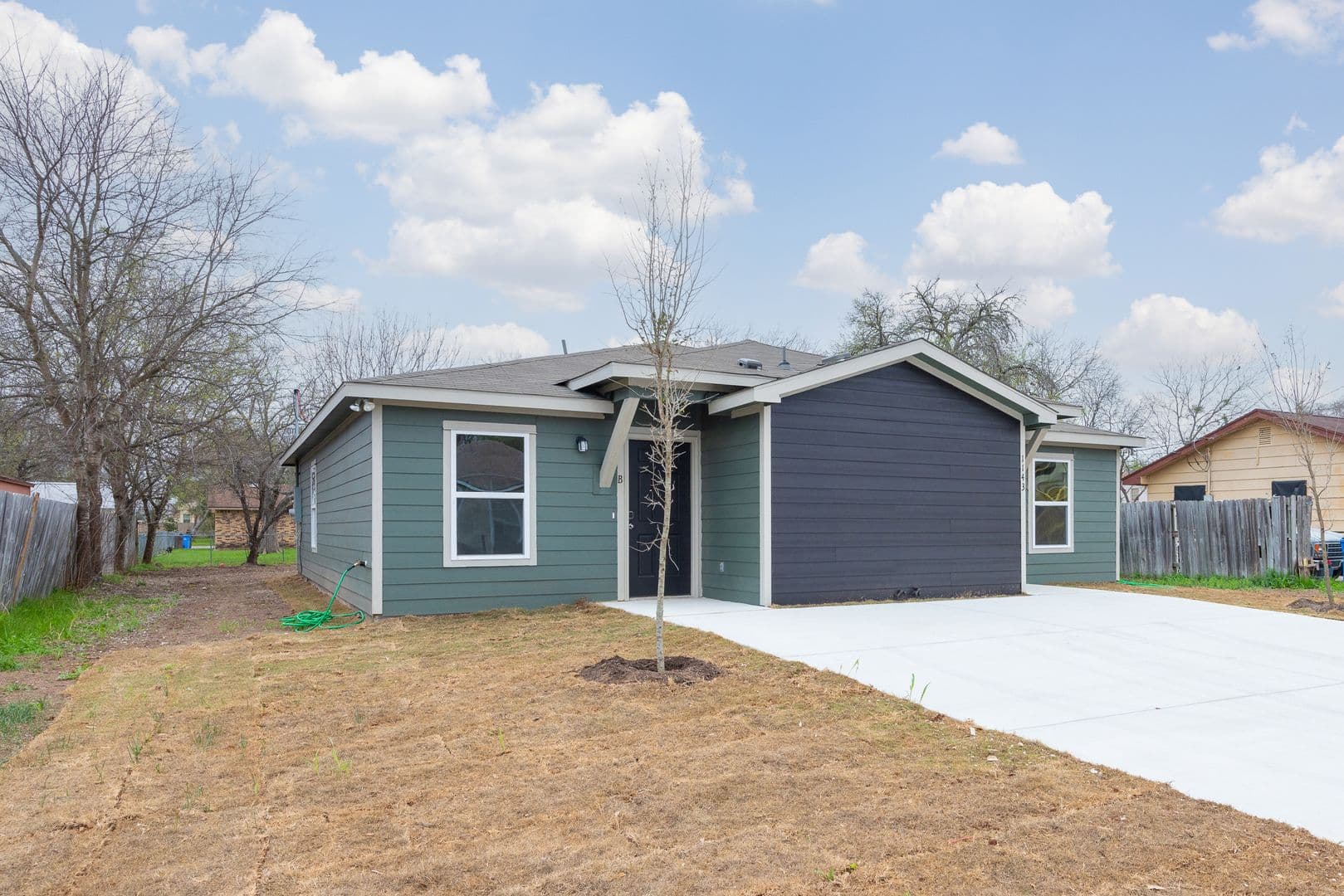 Seguin House: 1143 Magnolia St. Unit A