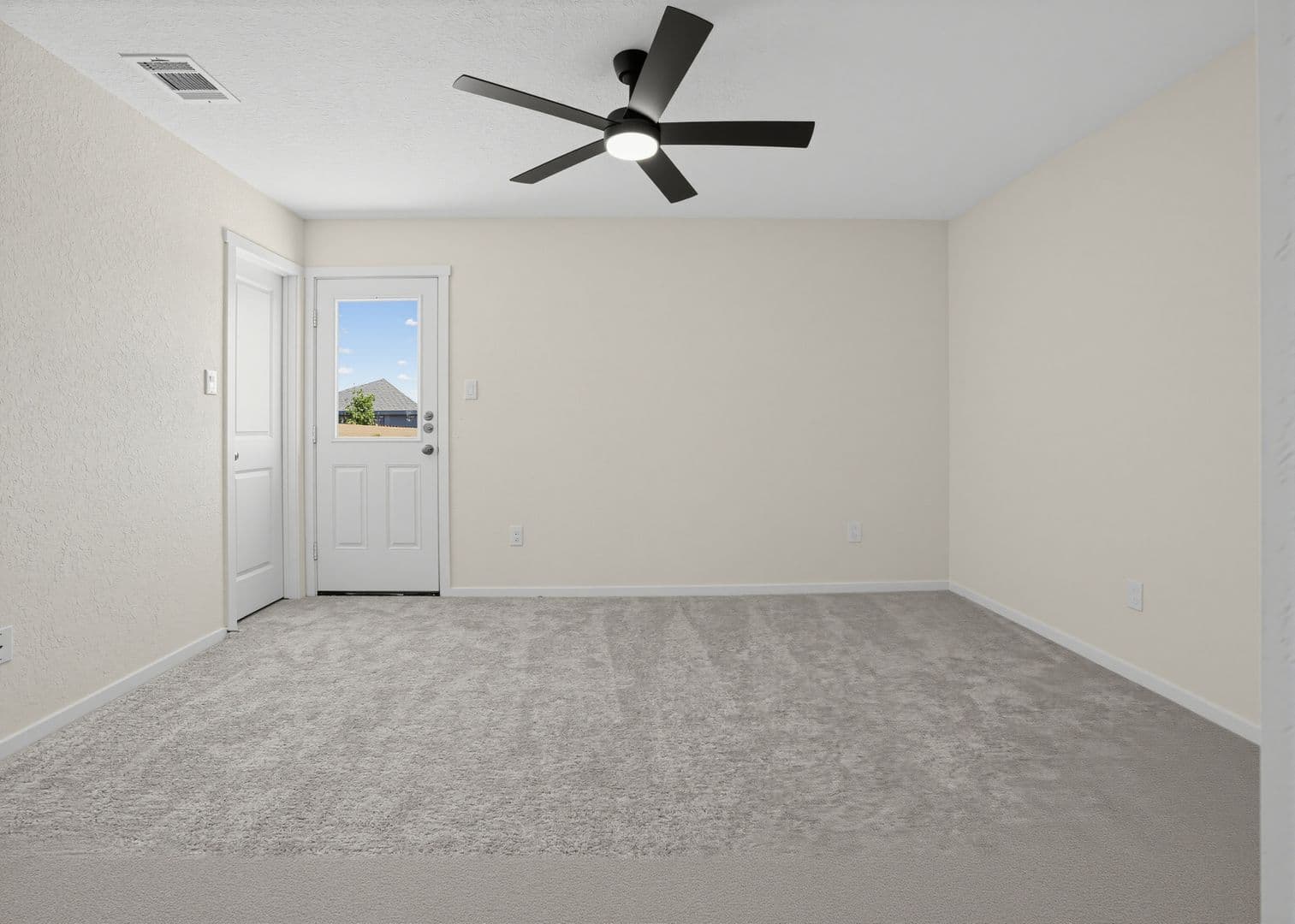 San Antonio House: 10828 Minita Creek