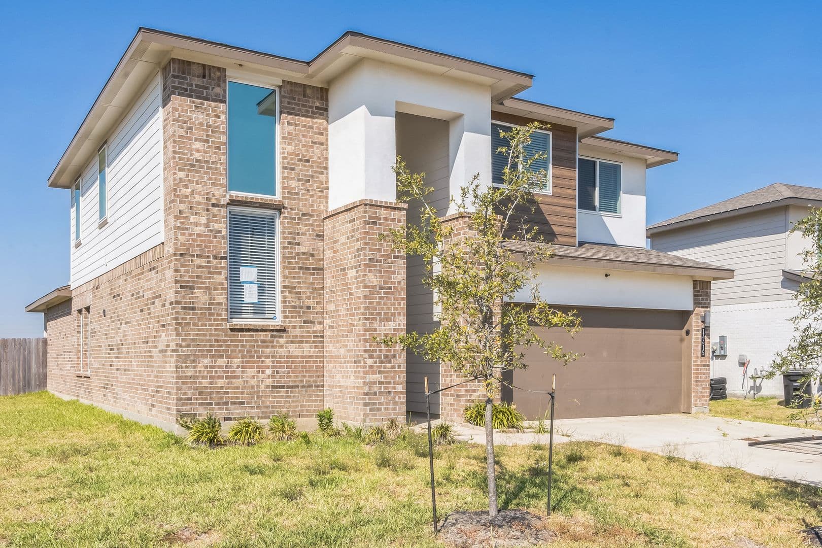 Baytown House: 14415 Sweet Water Dr.