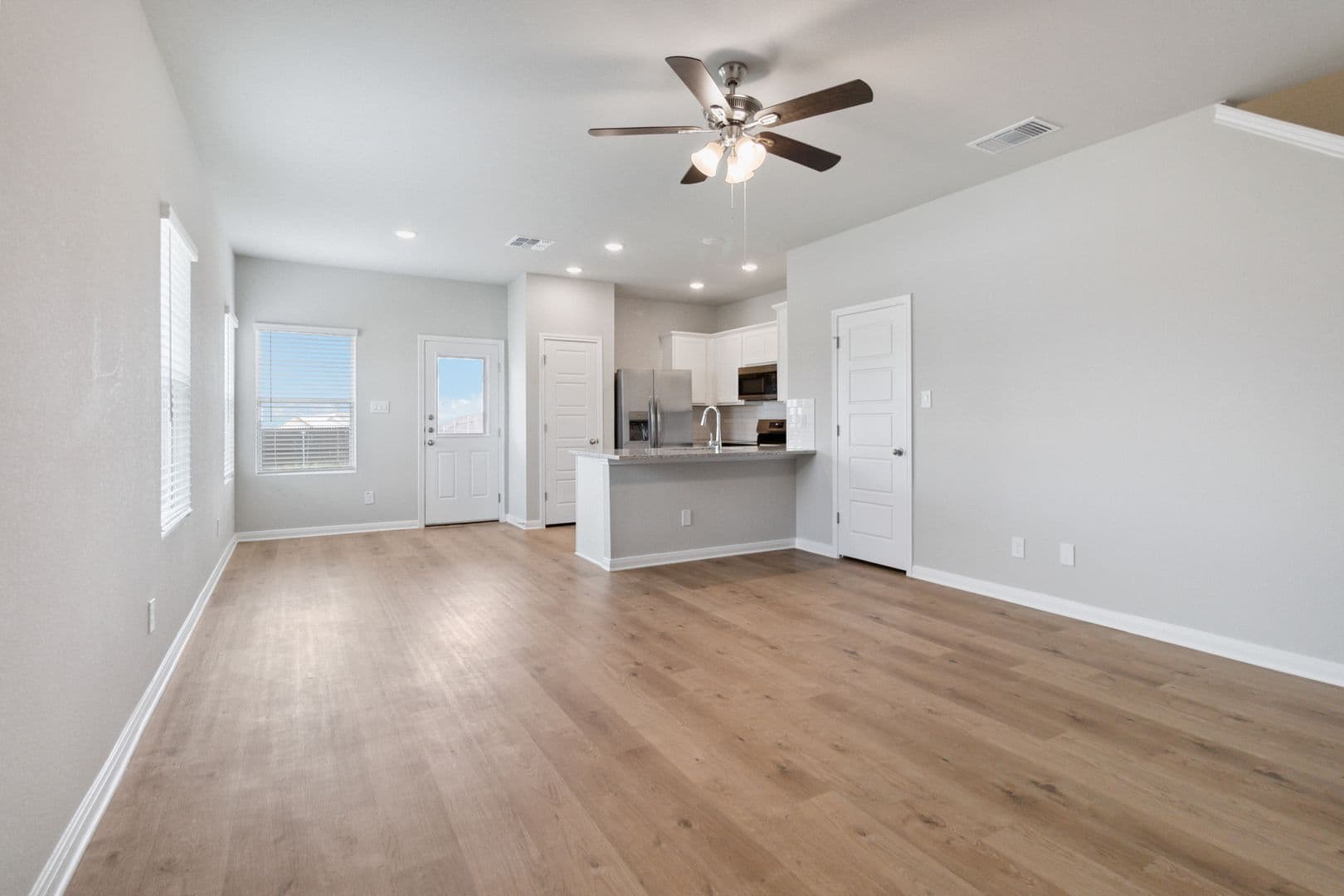 Buda House: 525 Caymus Dr. Unit B