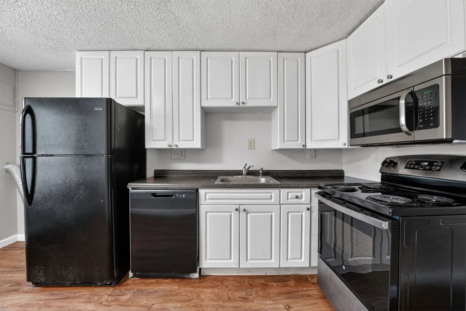 Leander House: 20600 Bonanza St Unit 2