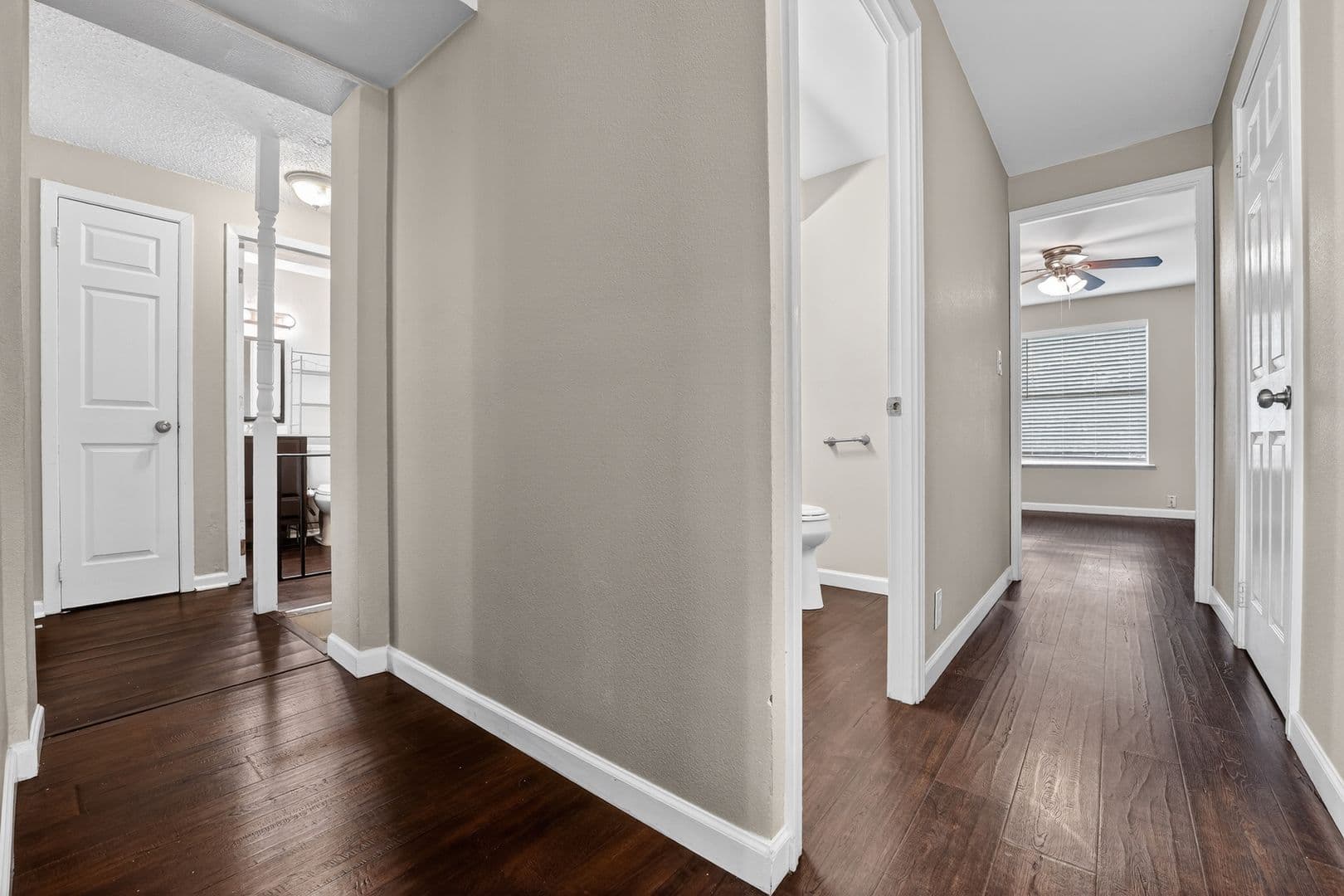 Leander House: 20600 Bonanza St Unit 2