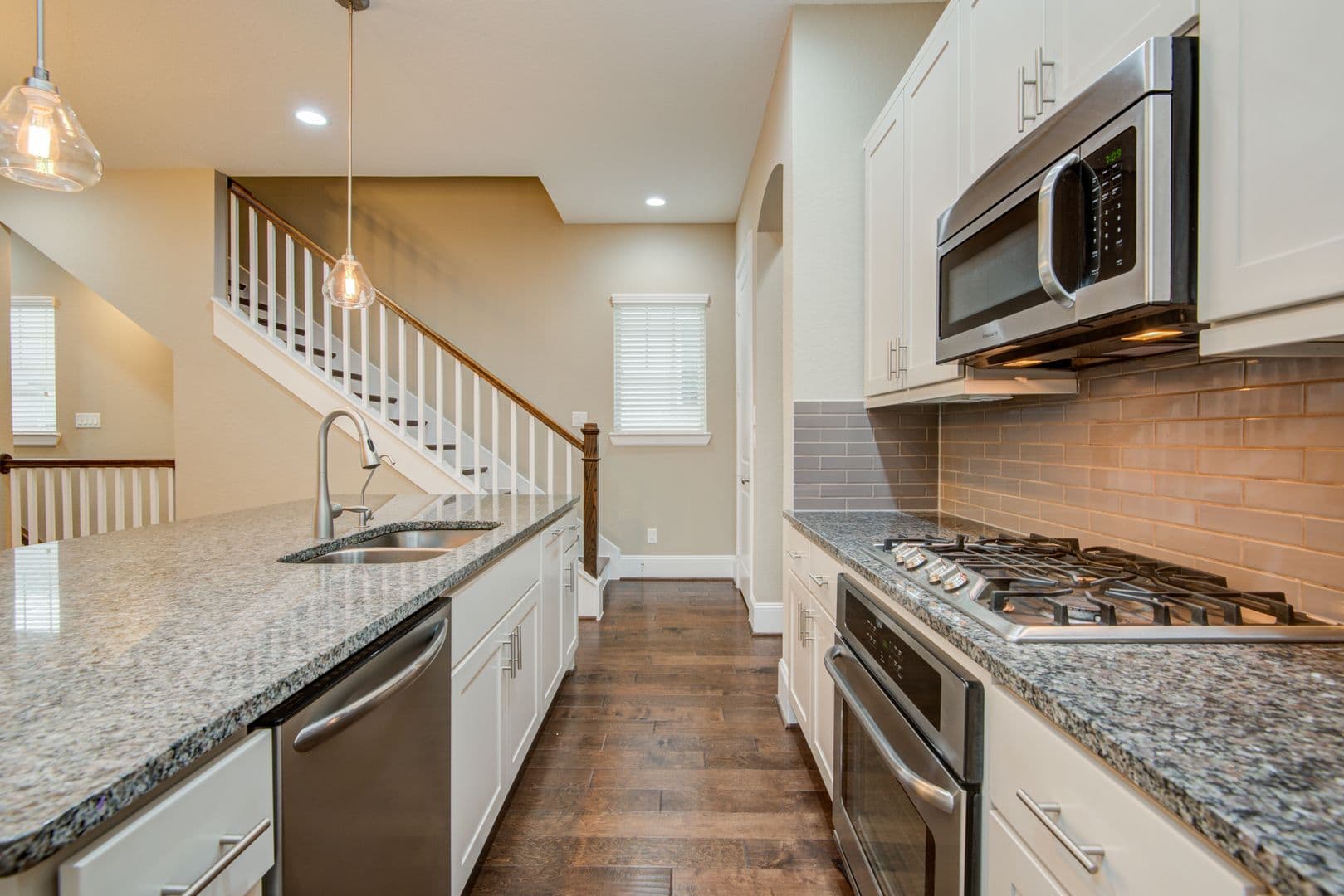 Houston House: 1204 Birkland Pine