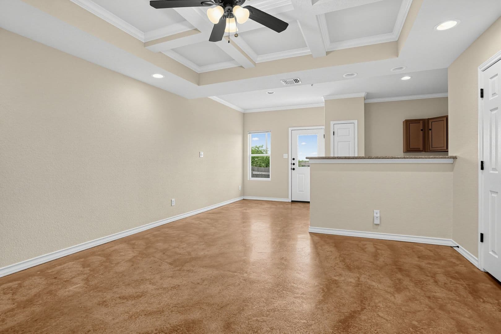 Selma House: 16825 Showdown Path Unit 3
