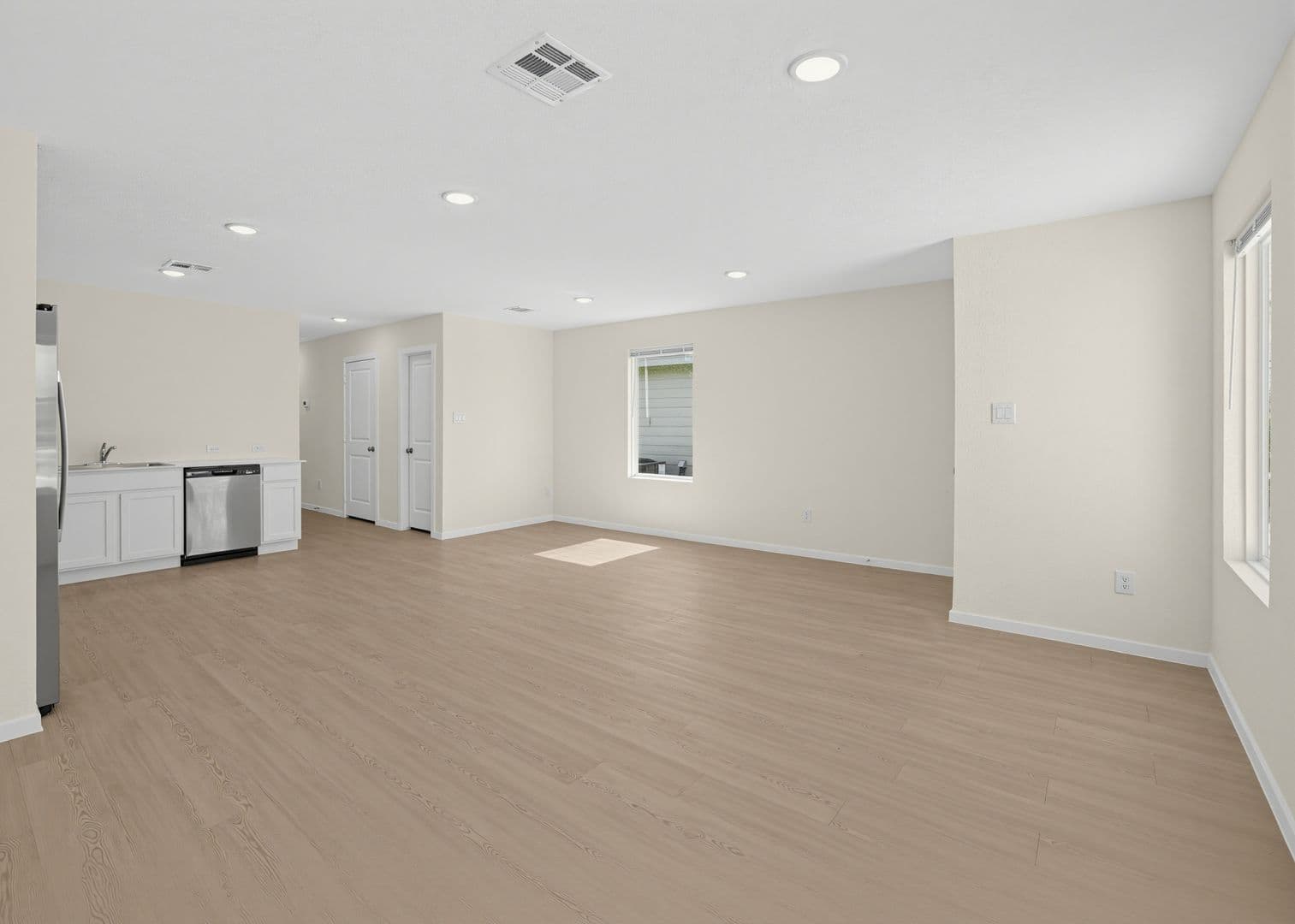 San Antonio House: 10828 Minita Creek