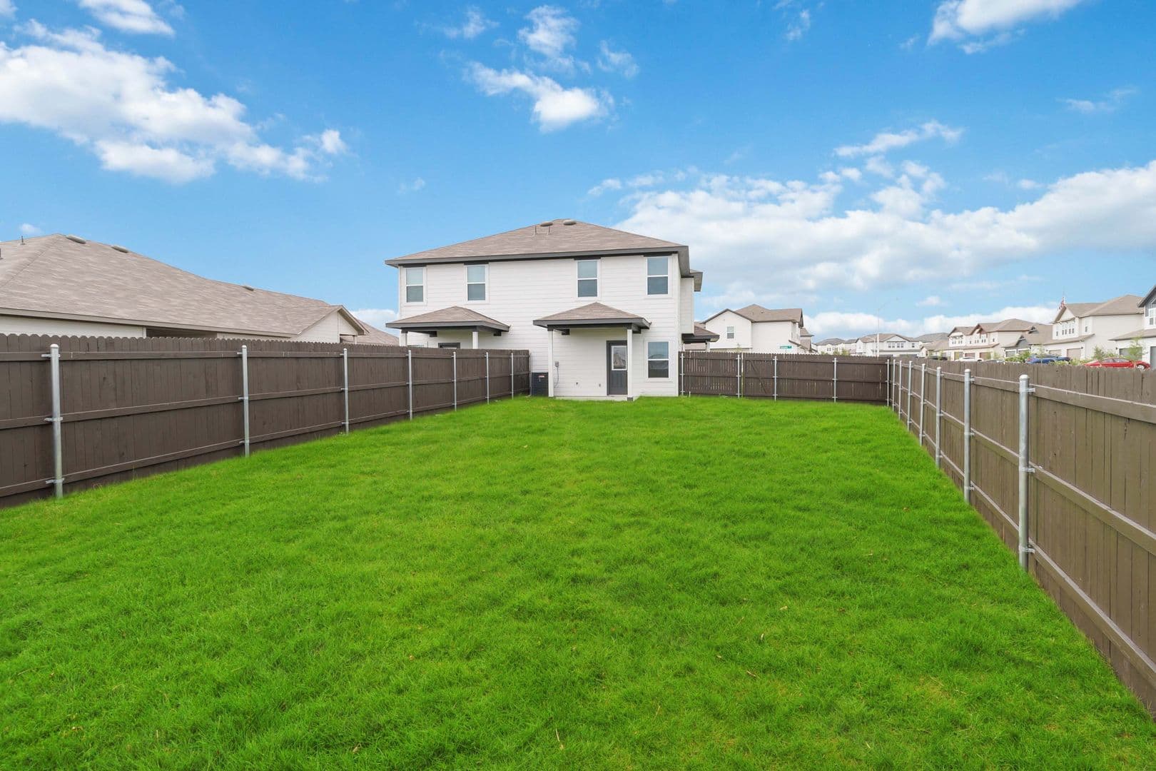 Buda House: 525 Caymus Dr. Unit B