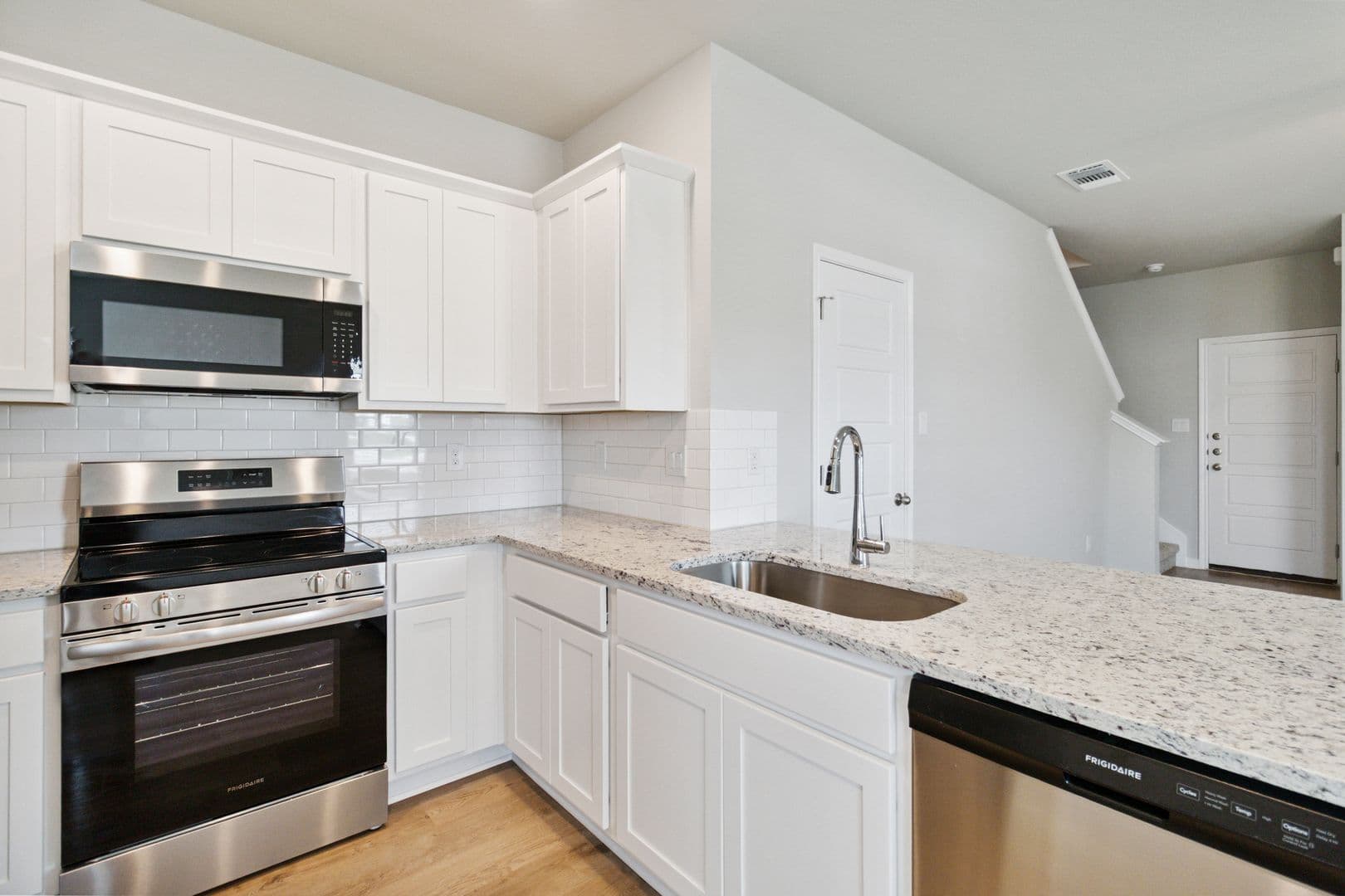 Buda House: 525 Caymus Dr. Unit B