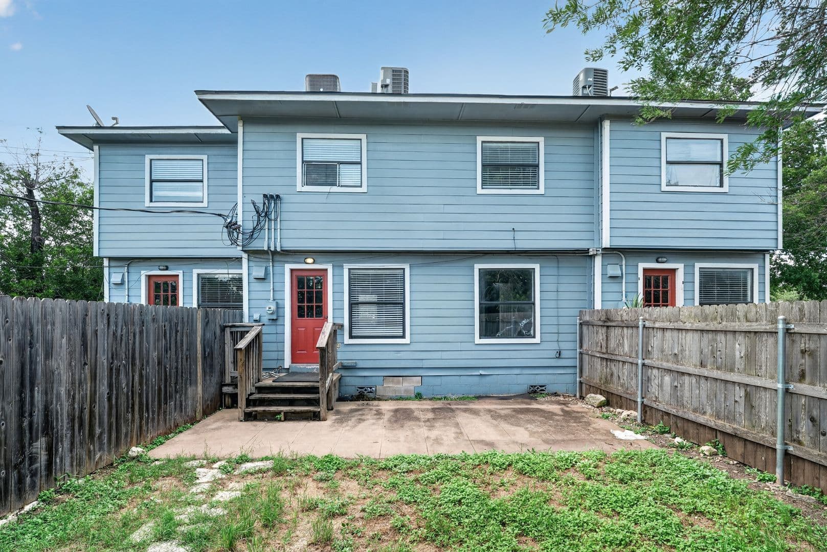 Leander House: 20600 Bonanza St Unit 2