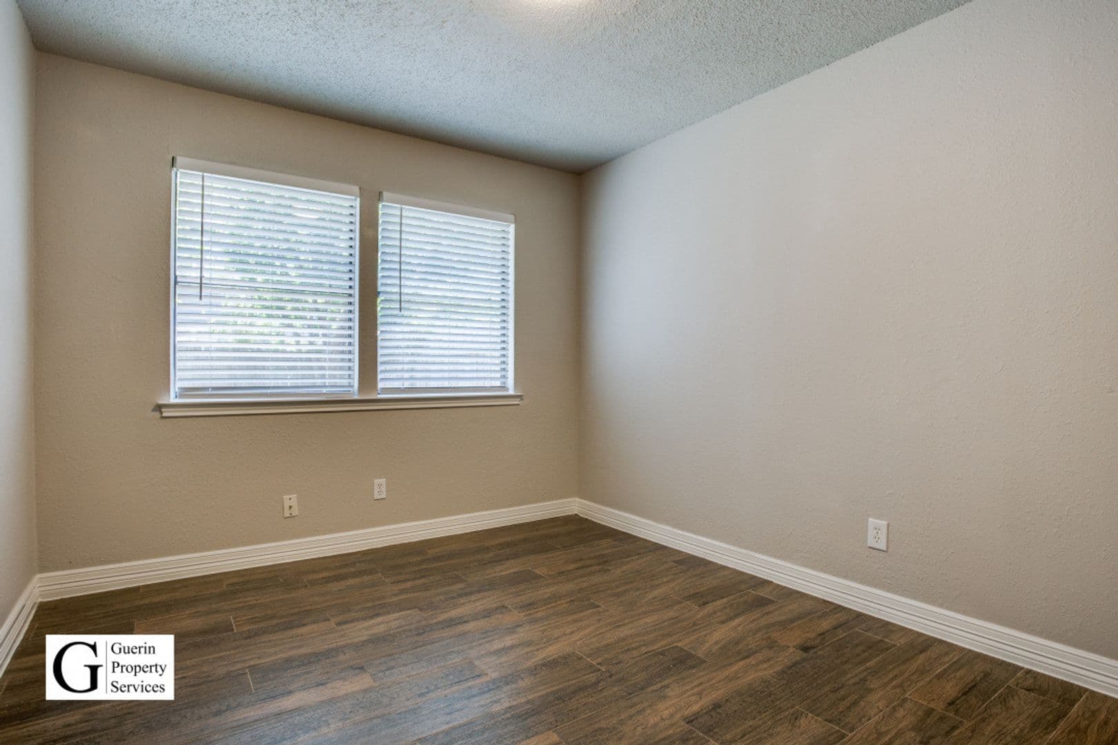 Round Rock House: 1001 Hyridge St.