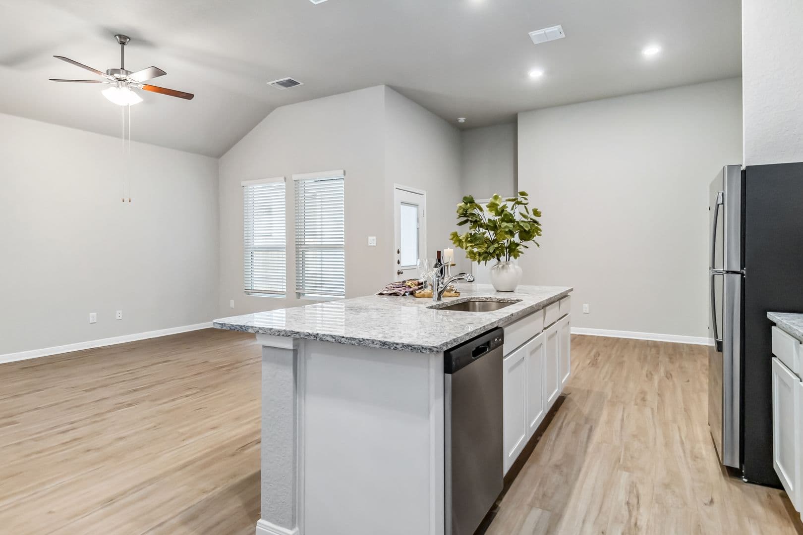 Buda House: 992 Staglin St. Unit A