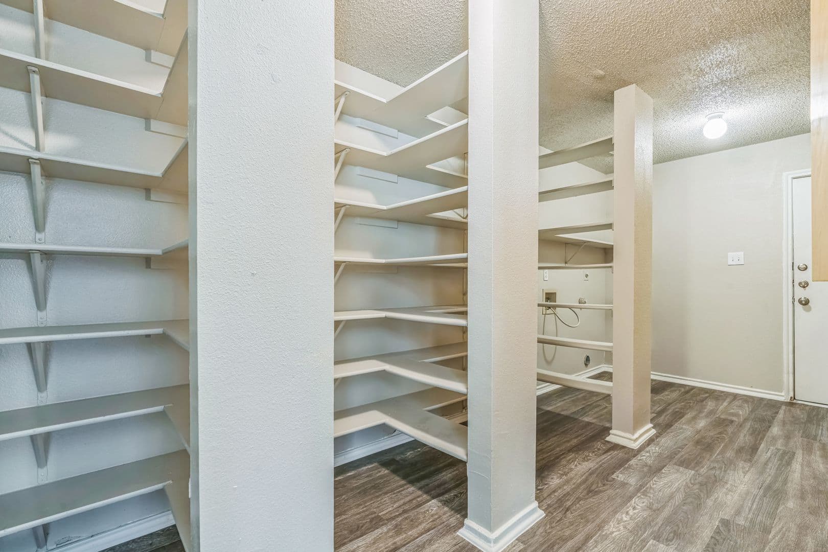 San Antonio House: 7427 Legend Point