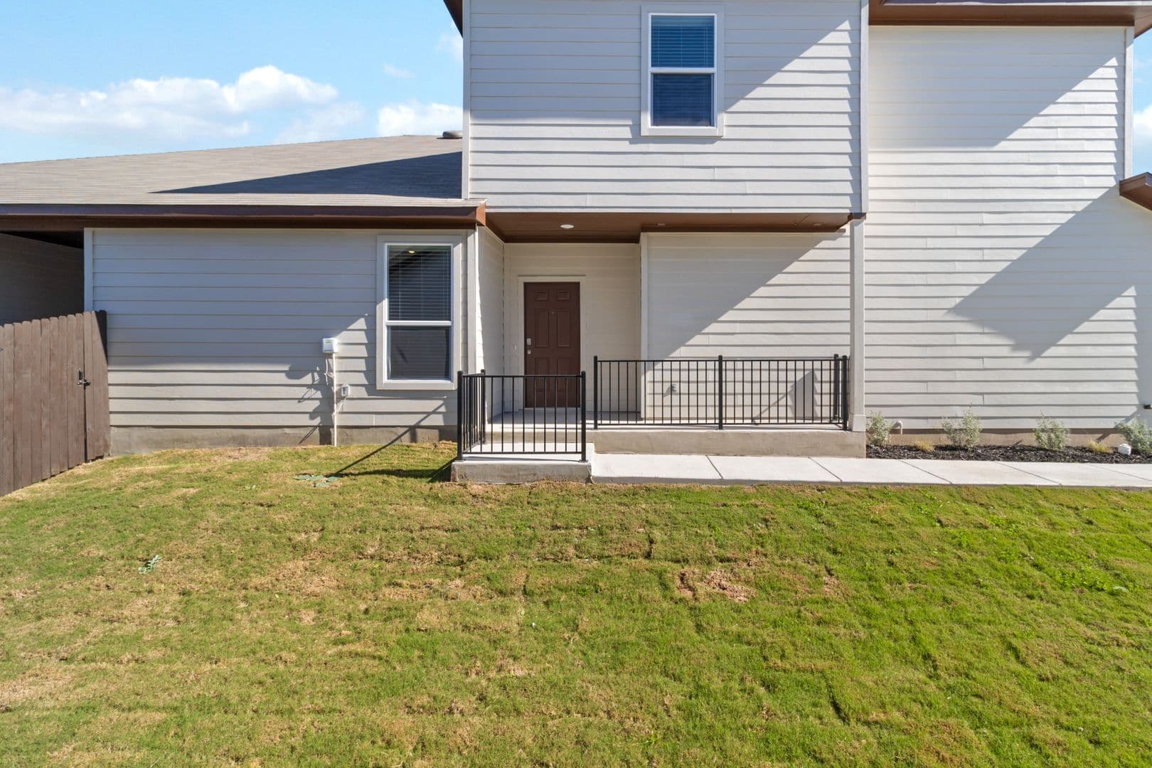 Buda House: 992 Staglin St. Unit A
