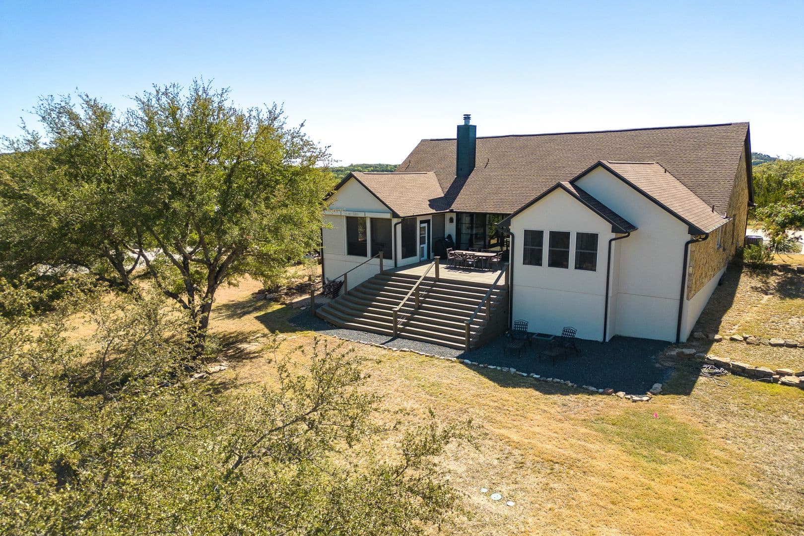 Spicewood House: 702 E Summit Drive