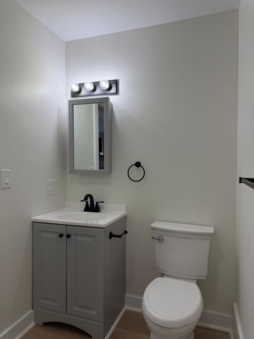 Gardiner Apartment: 41 Highland Ave