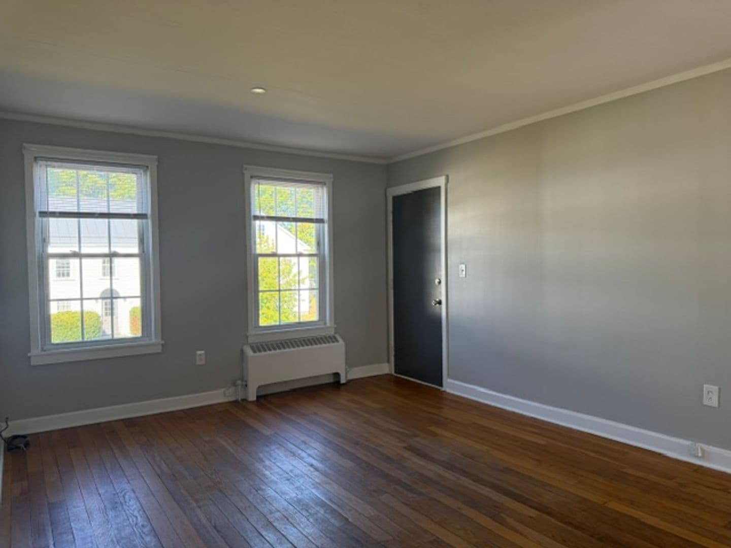 Augusta Apartment: 112 Eastern Ave