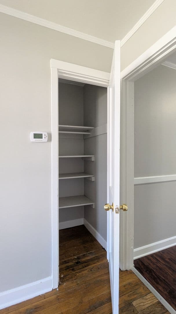 Augusta Apartment: 112 Eastern Ave
