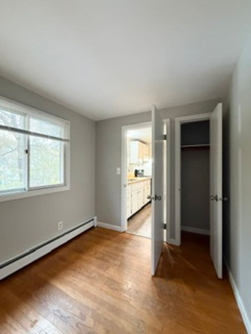 Gardiner Apartment: 61 Pleasant St