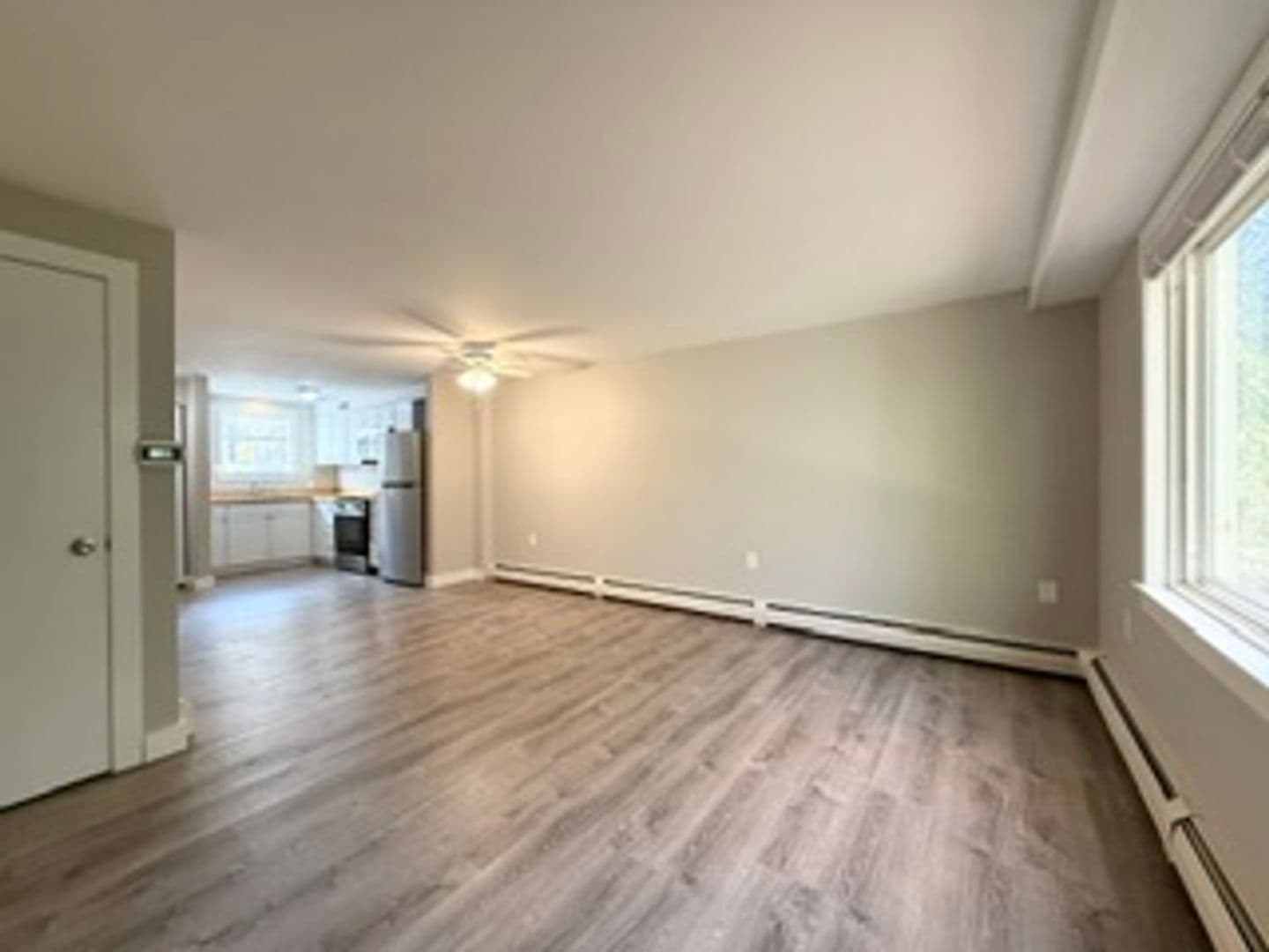 Monmouth Apartment: 293 Blue Road