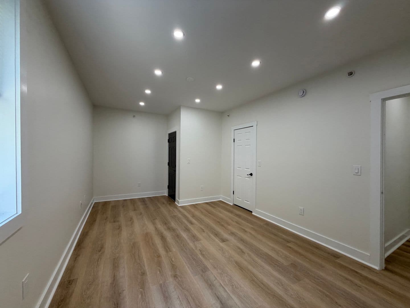 Gardiner Apartment: 41 Highland Ave