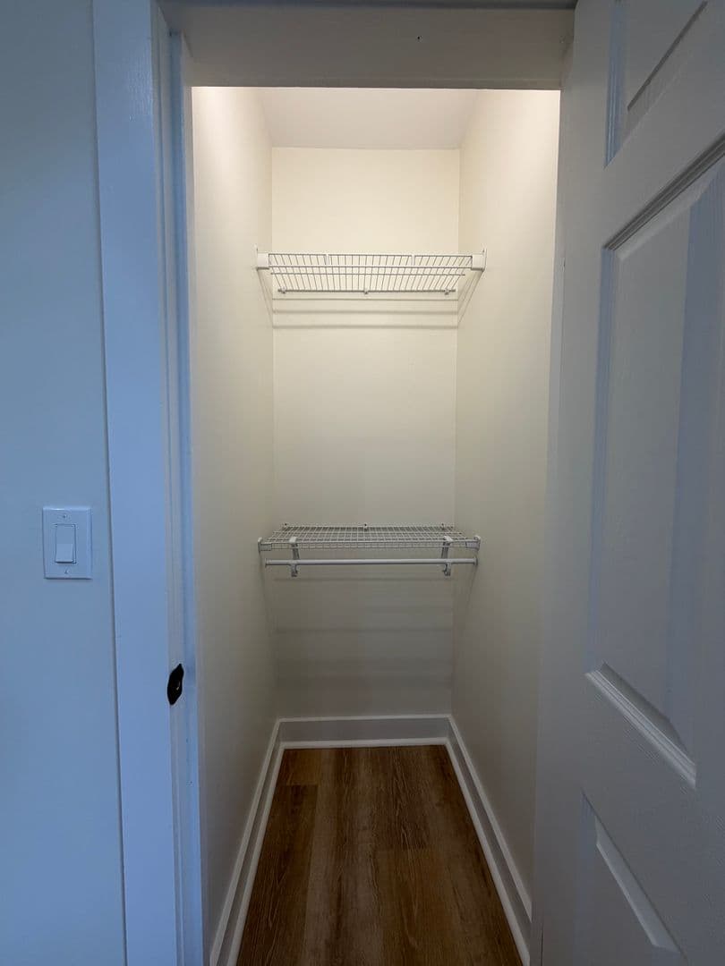 Gardiner Apartment: 41 Highland Ave