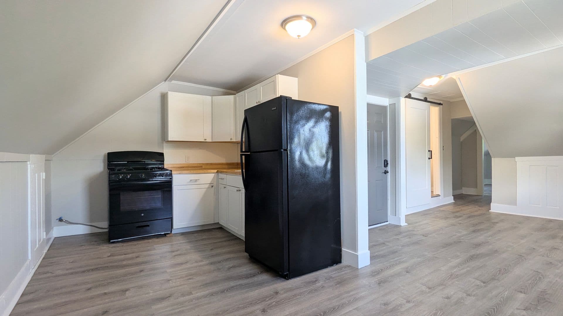 Skowhegan Apartment: 14 Cedar St