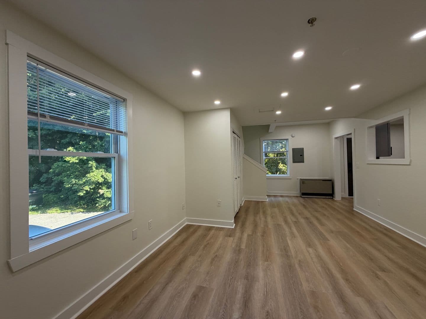 Gardiner Apartment: 41 Highland Ave