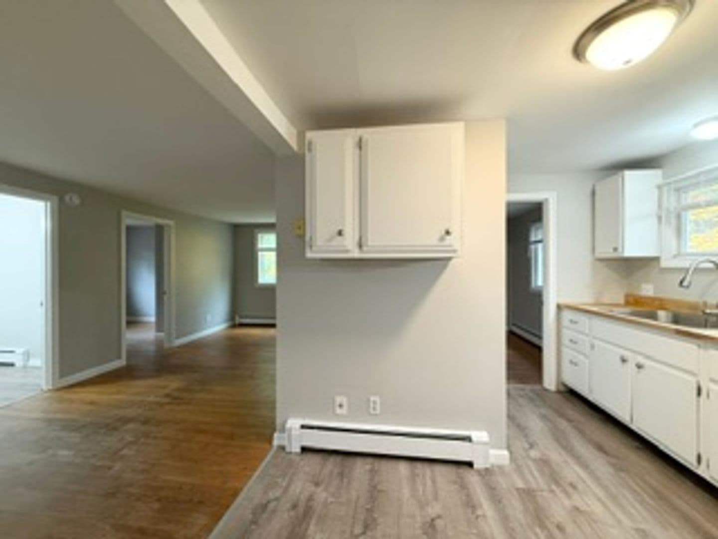 Gardiner Apartment: 61 Pleasant St