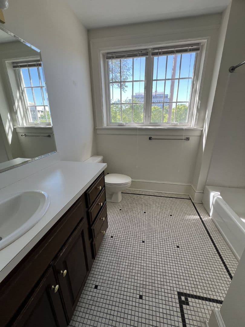 Chattanooga Apartment: 318 Walnut Street
