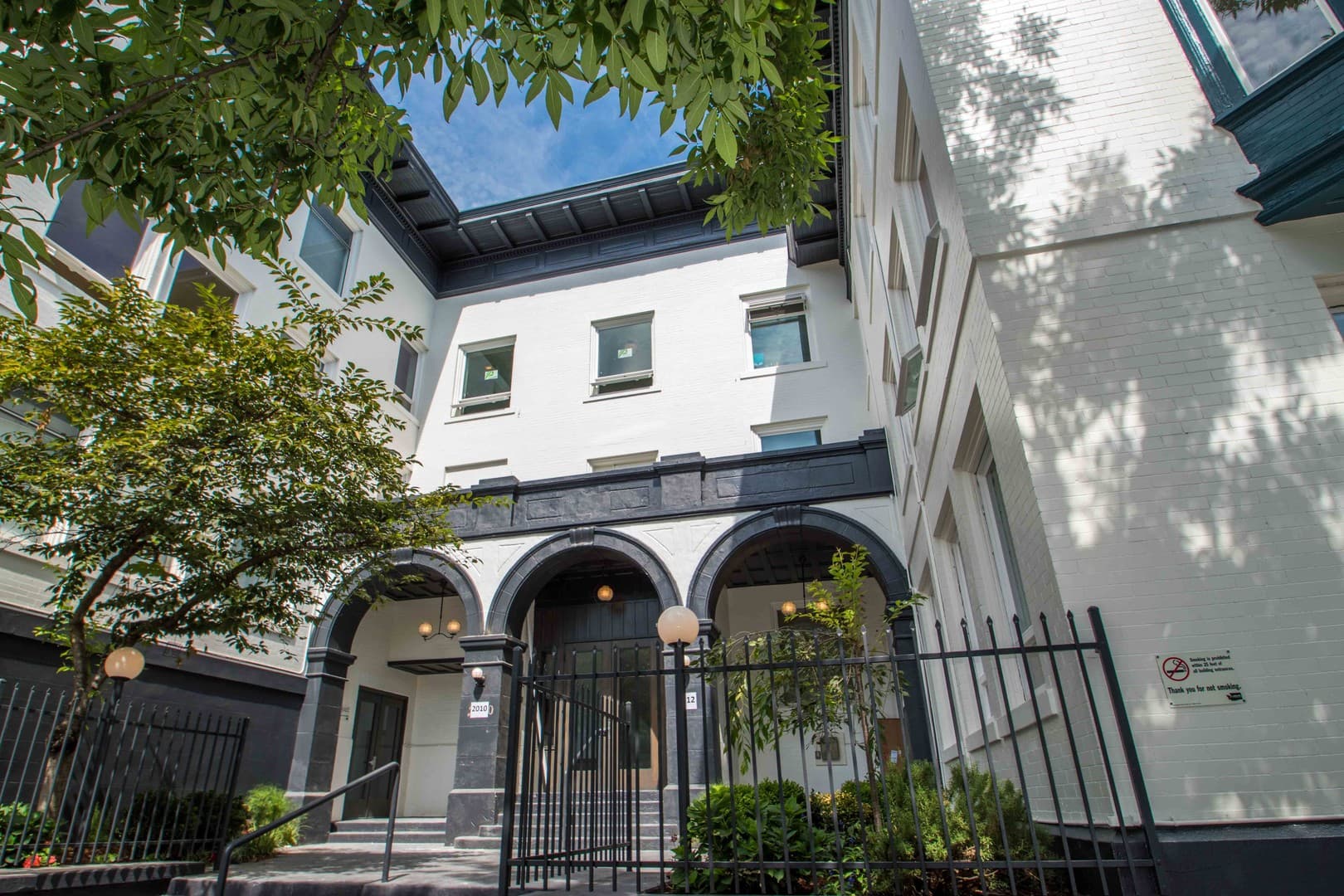 Seattle Apartment: 2010-2014 E Yesler Way