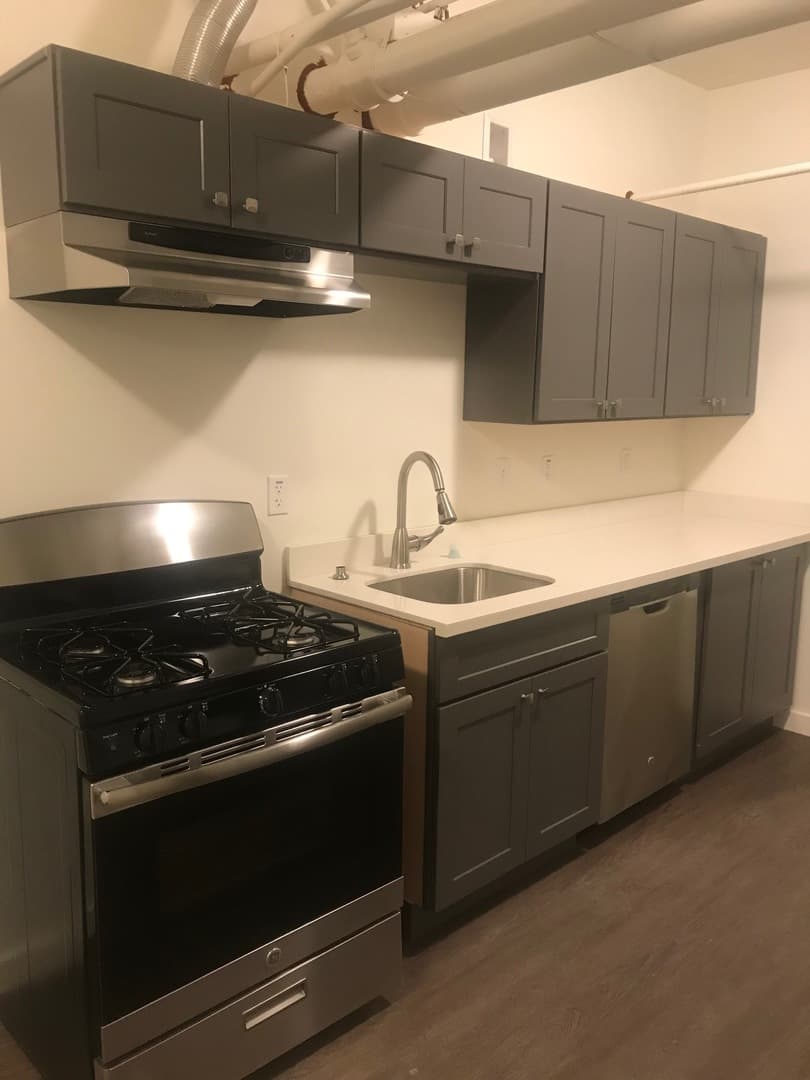 Seattle Apartment: 1019 E Pike St