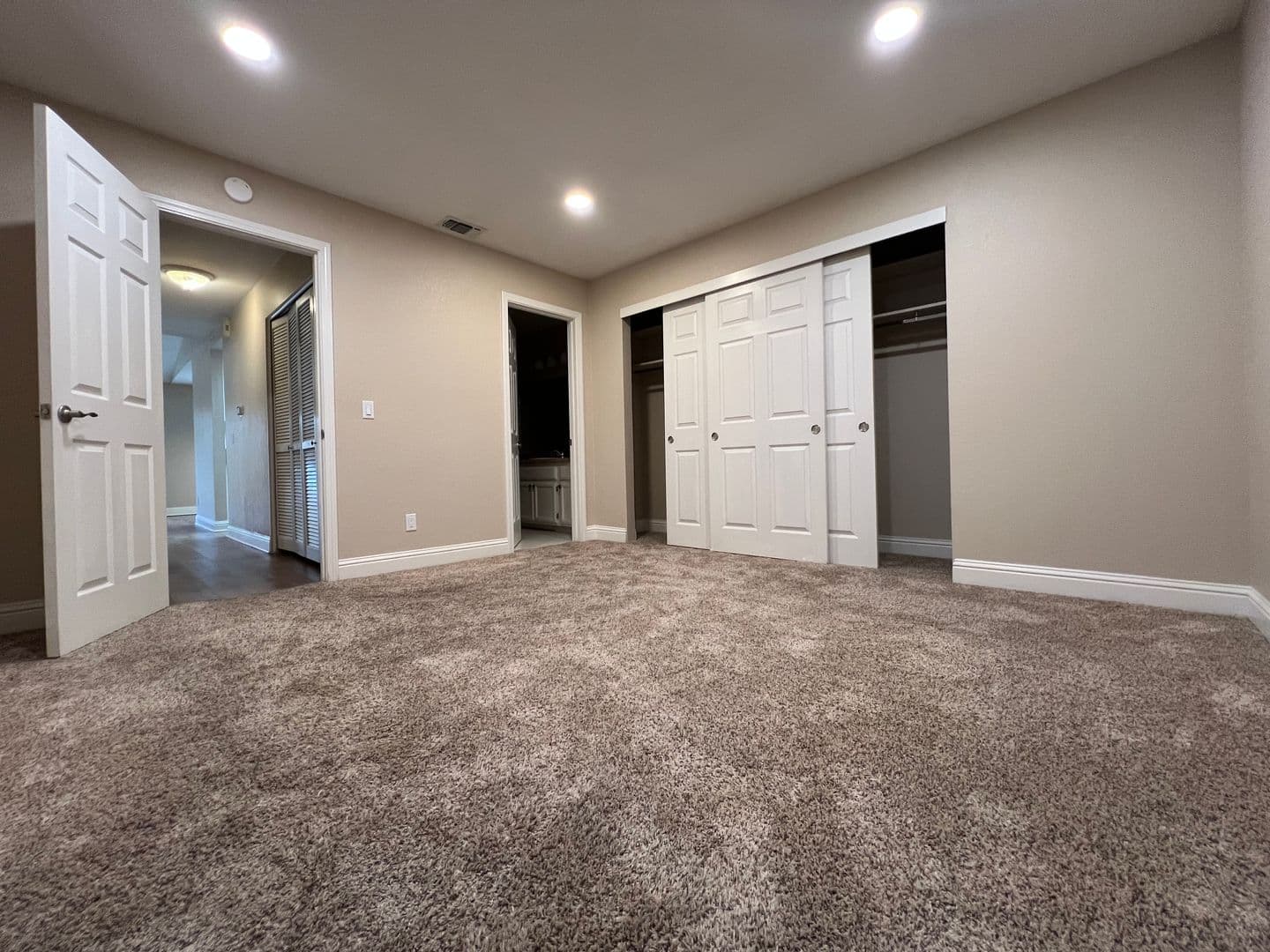 Loomis House: 3580 Laird Street