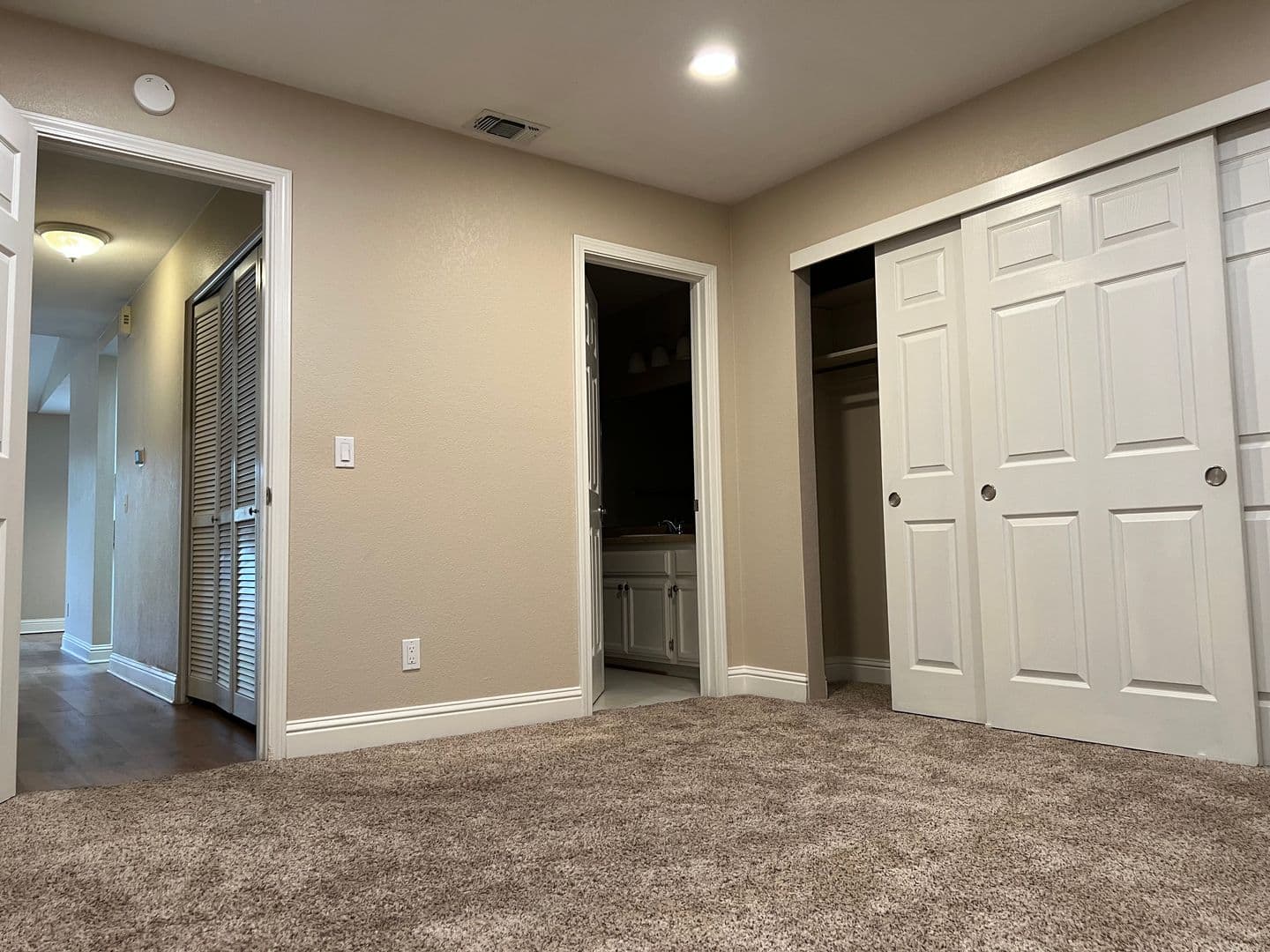 Loomis House: 3580 Laird Street
