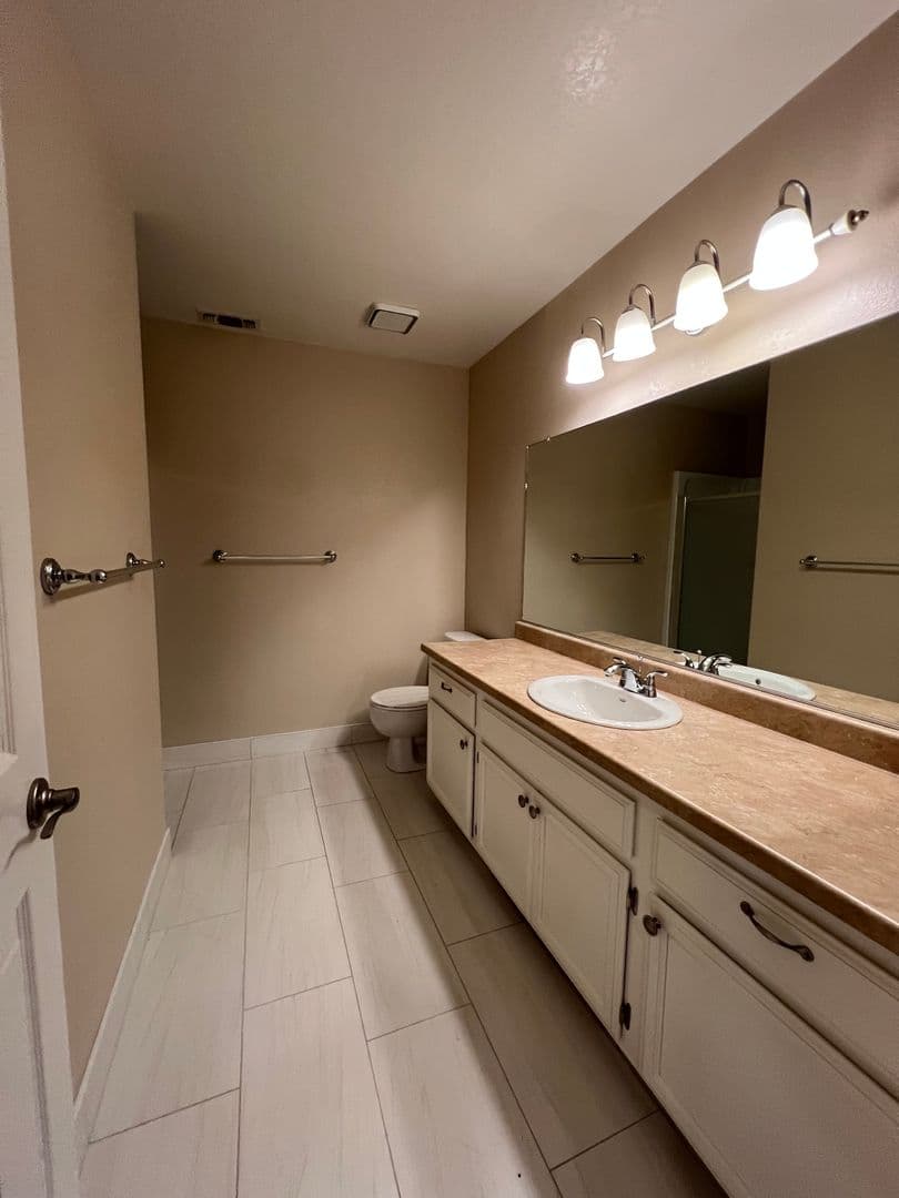 Loomis House: 3580 Laird Street