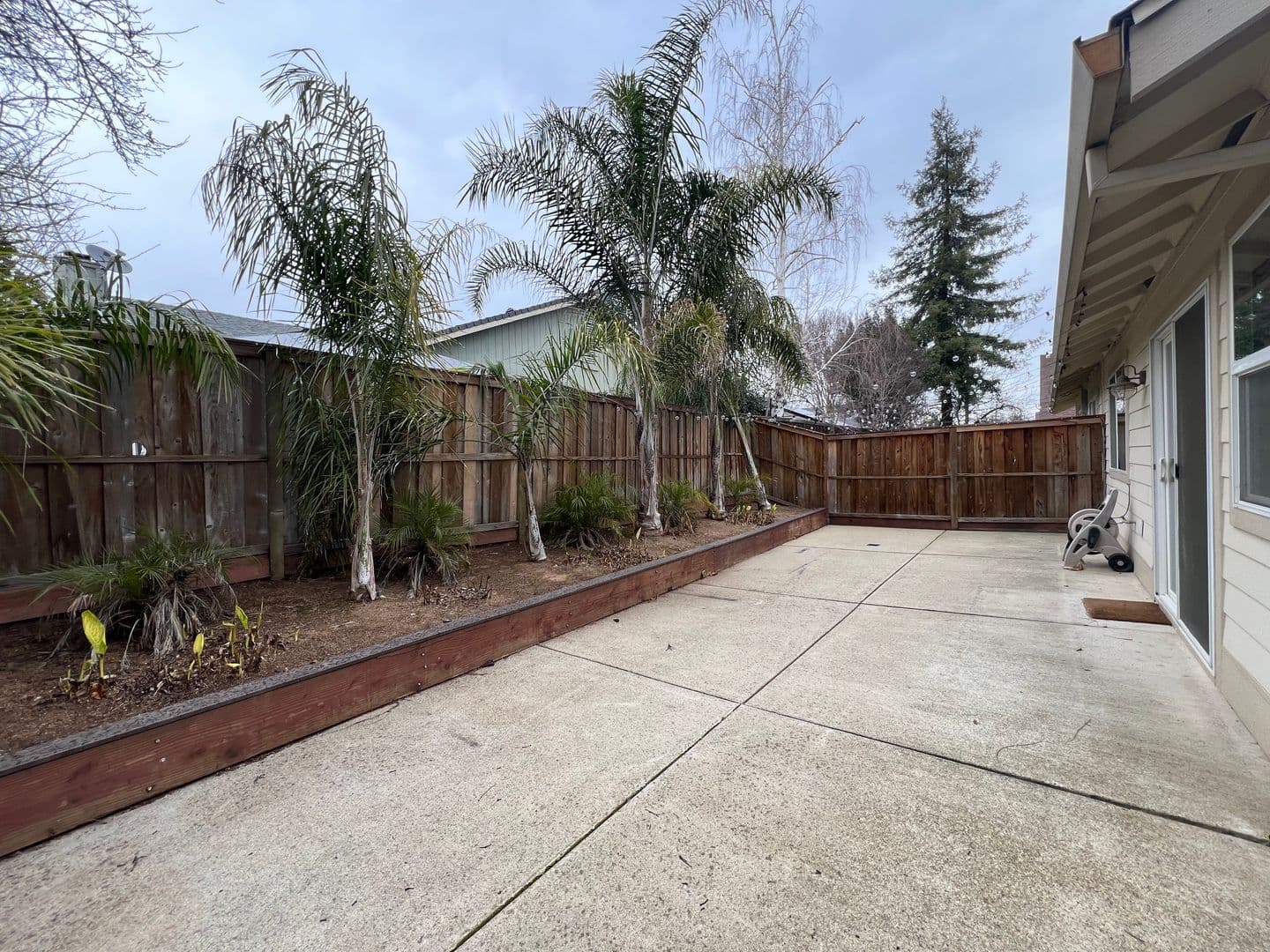 Loomis House: 3580 Laird Street